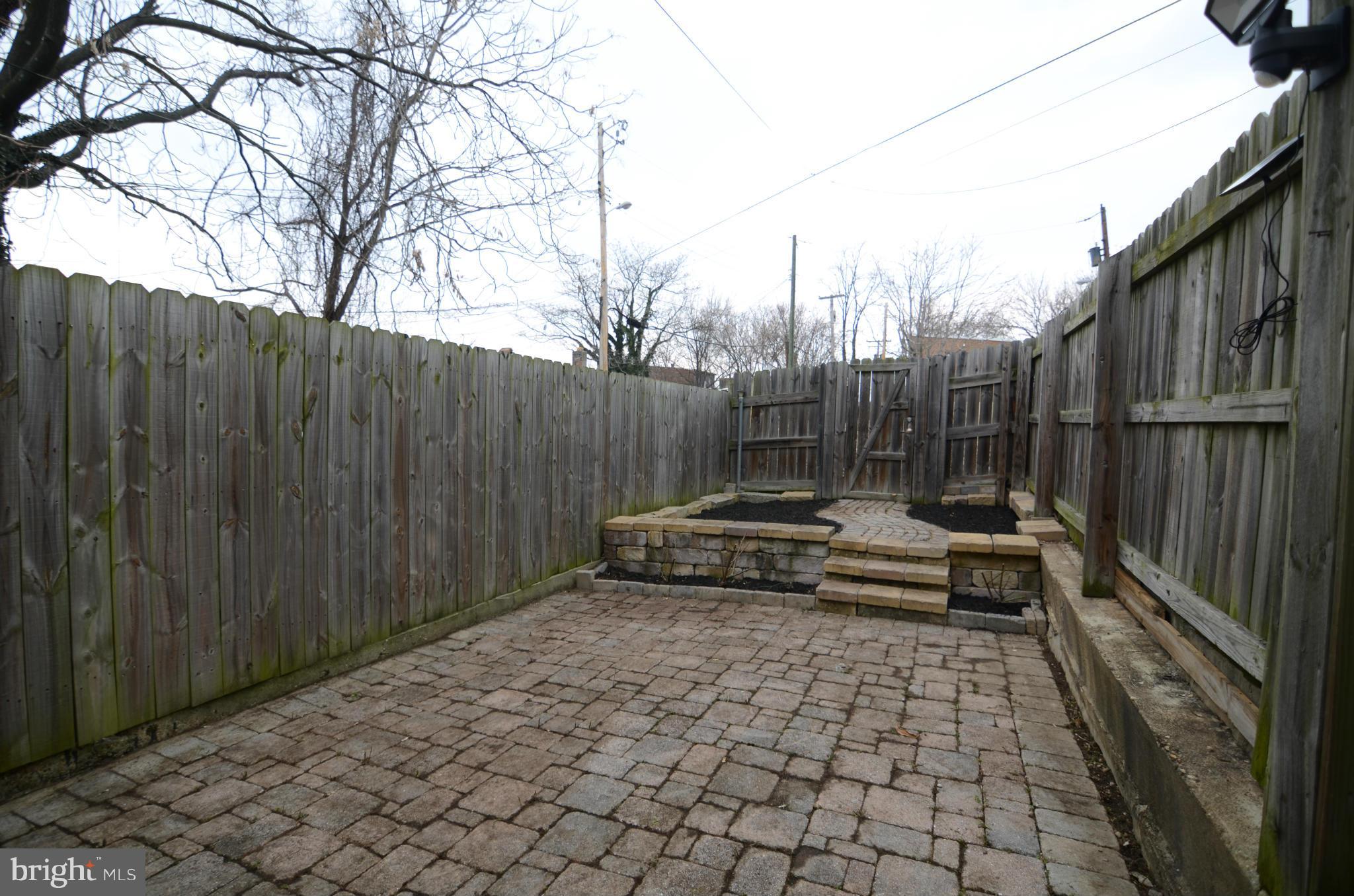 HAMPDEN HISTORIC DISTRICT - Residential