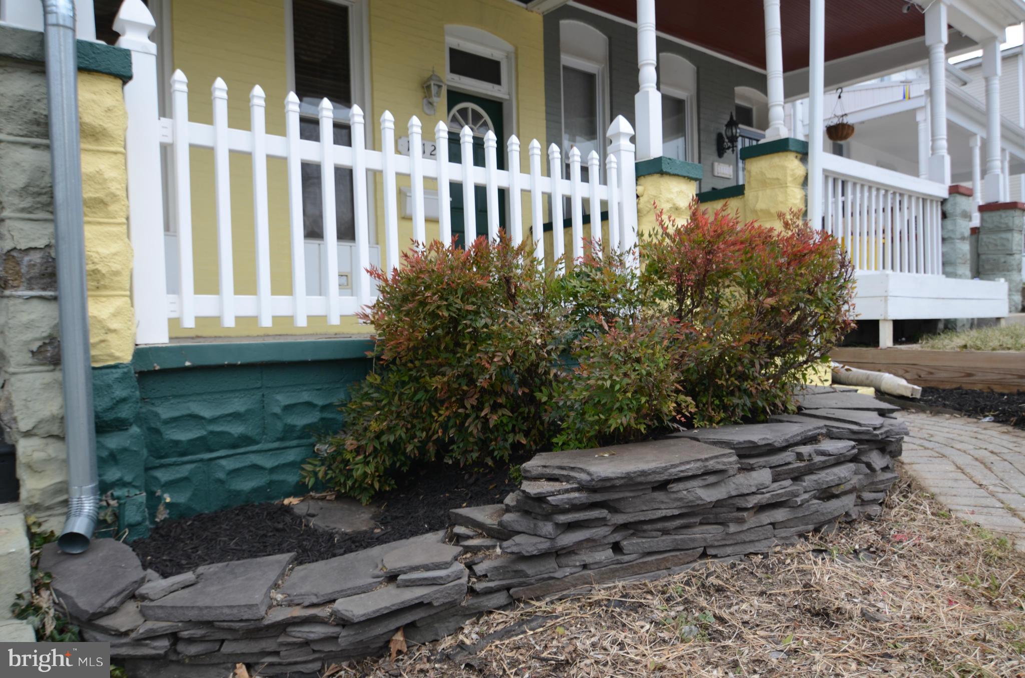 HAMPDEN HISTORIC DISTRICT - Residential