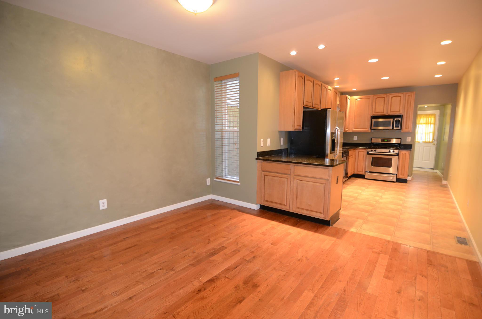 HAMPDEN HISTORIC DISTRICT - Residential