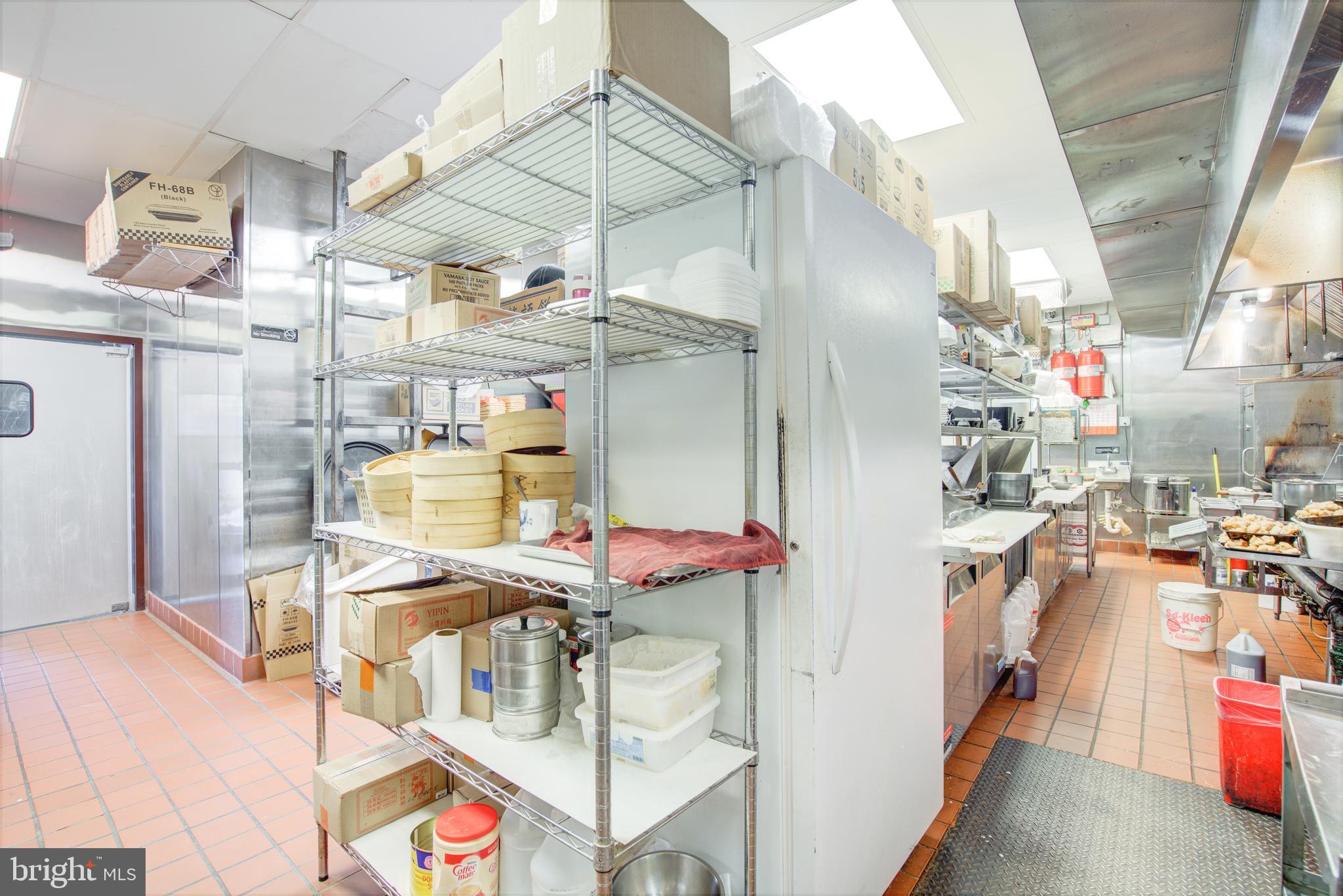 SIGNATURE AT BROADLANDS - Commercial Sale