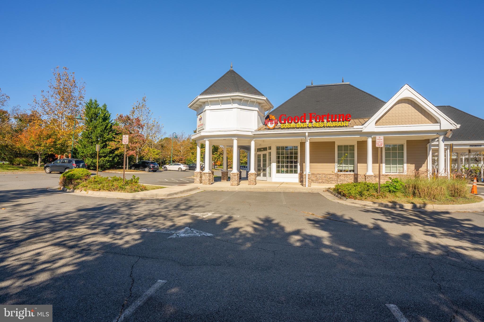 SIGNATURE AT BROADLANDS - Commercial Sale