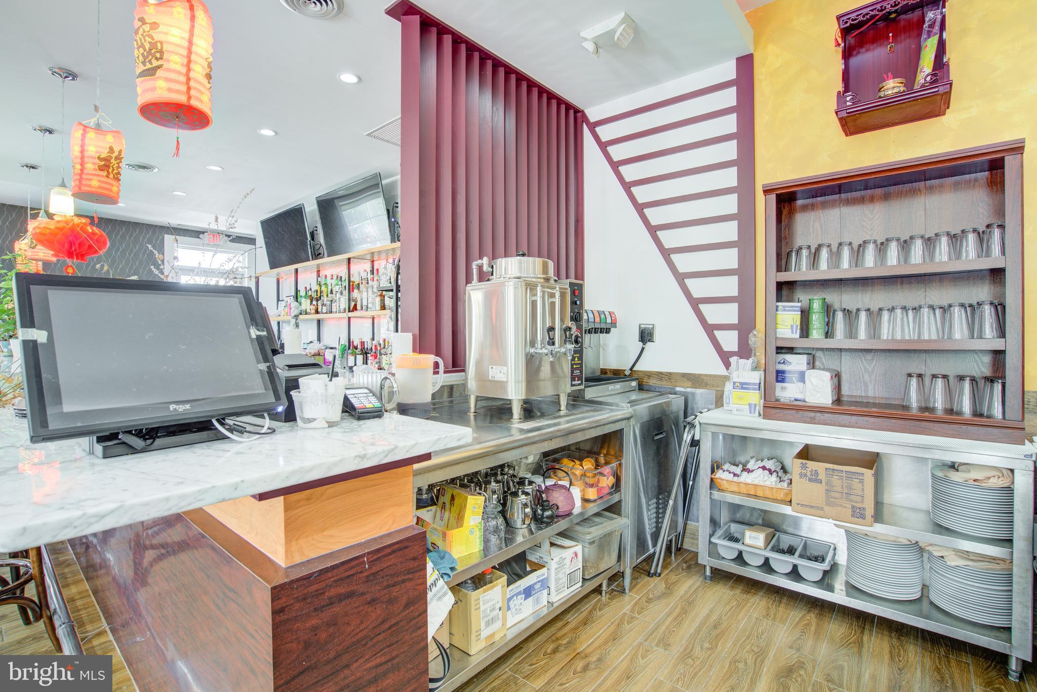 SIGNATURE AT BROADLANDS - Commercial Sale