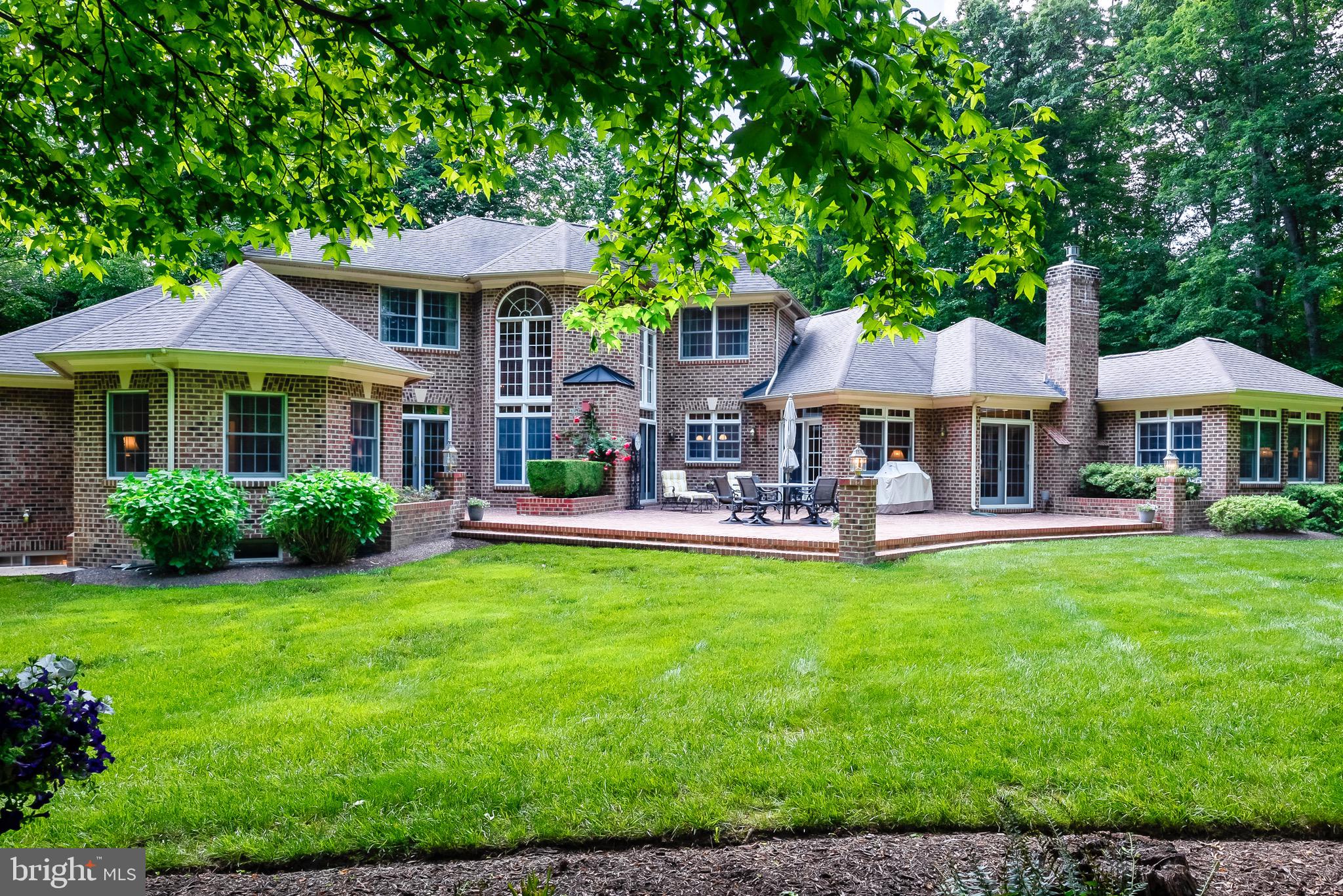 SOUTH RIVER COLONY - Residential