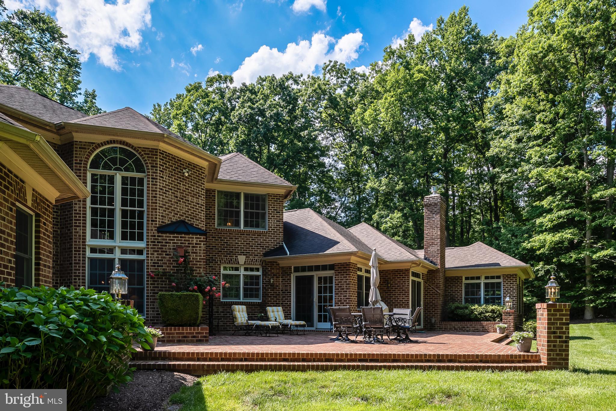 SOUTH RIVER COLONY - Residential