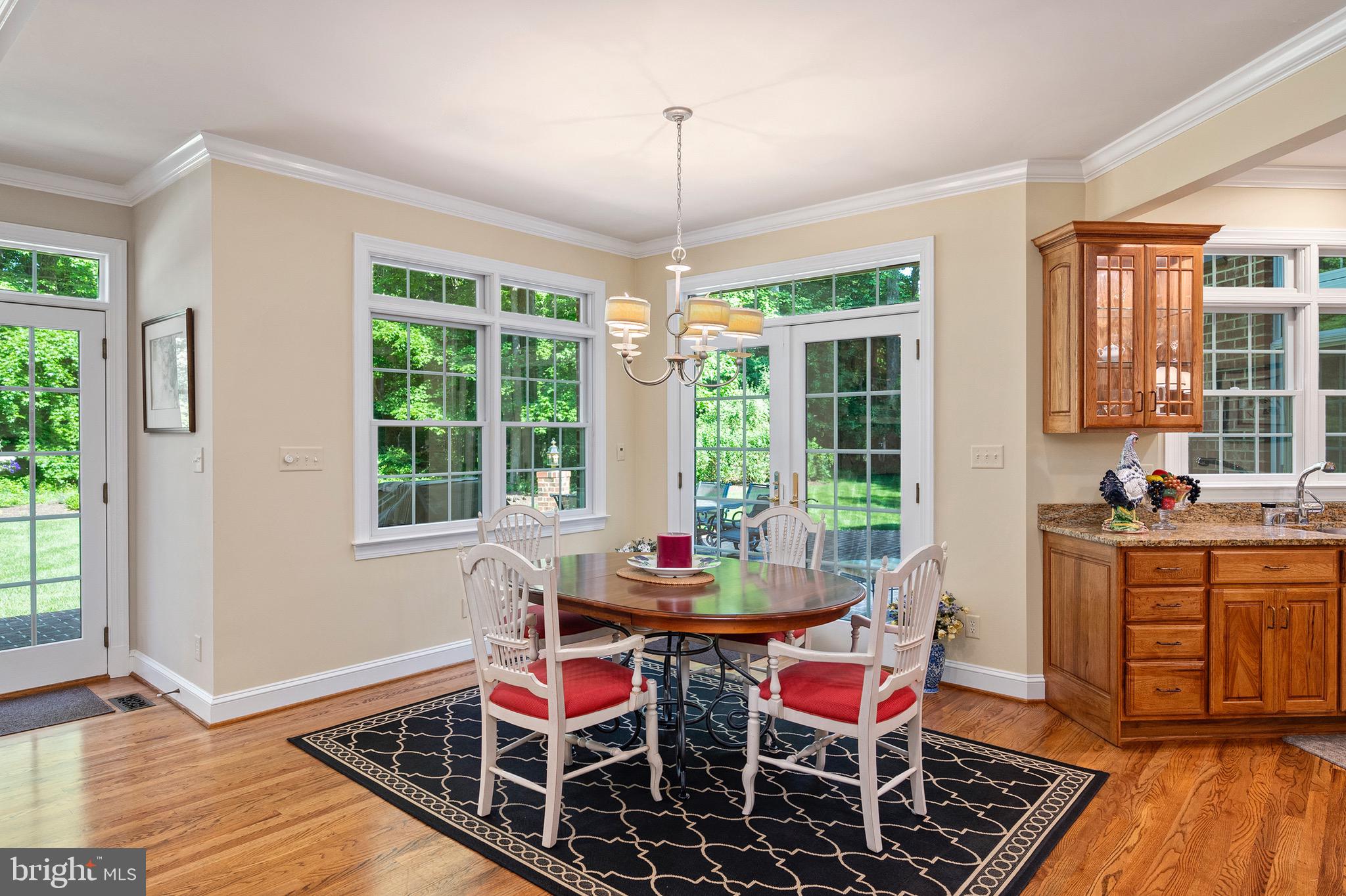 SOUTH RIVER COLONY - Residential