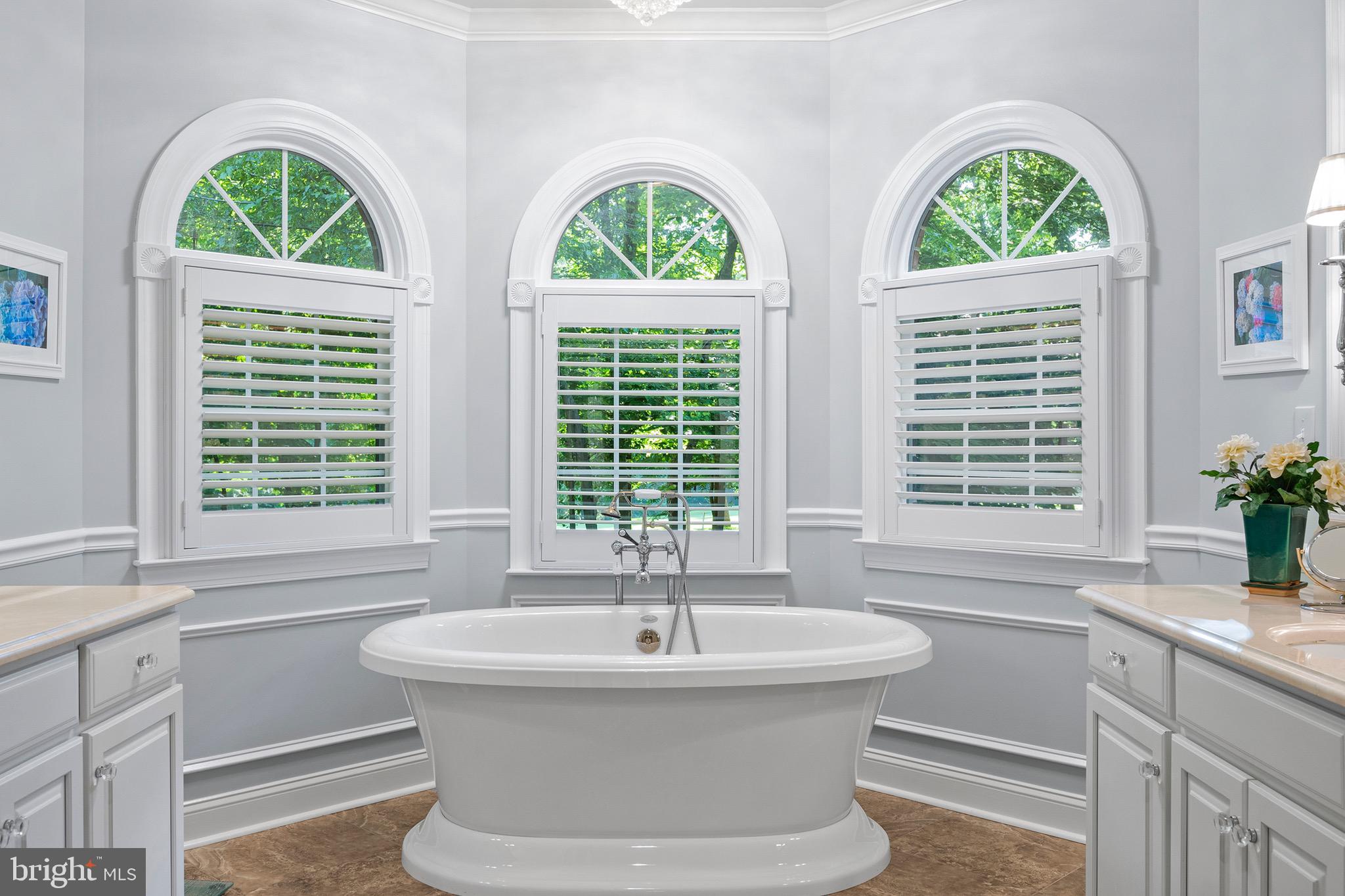 SOUTH RIVER COLONY - Residential