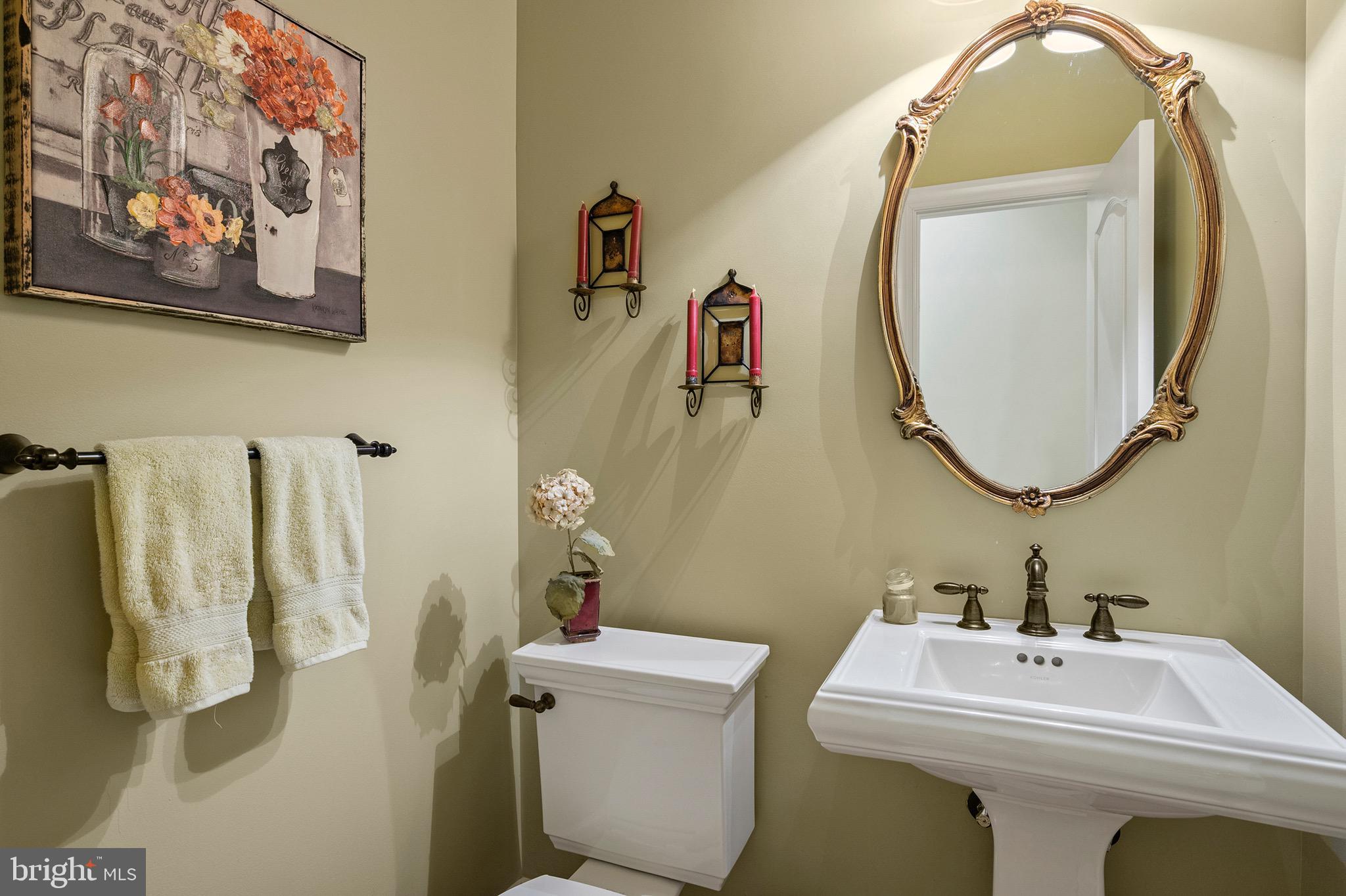 SOUTH RIVER COLONY - Residential