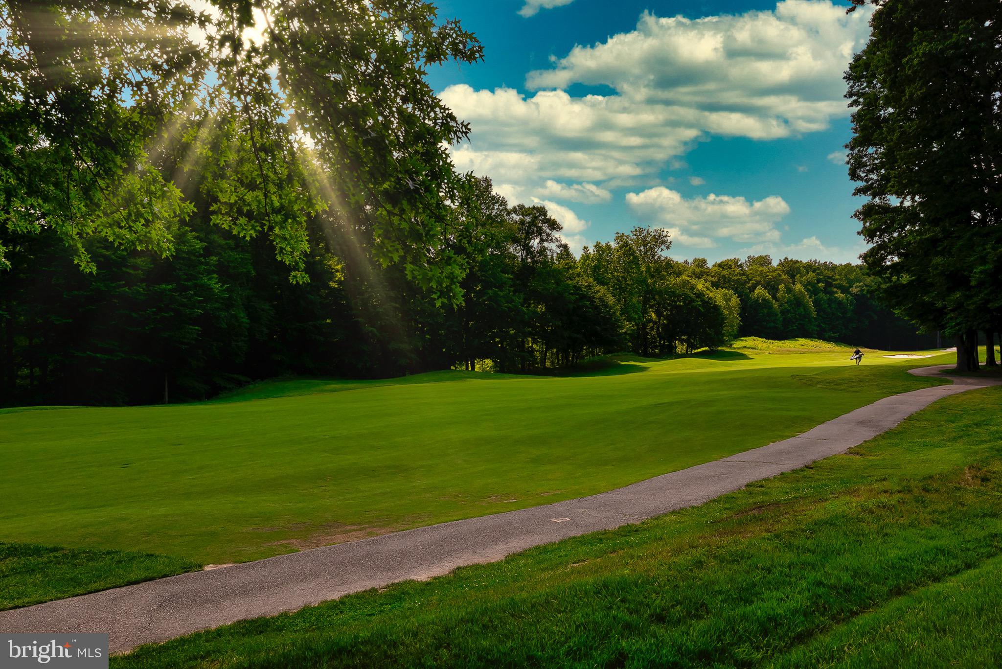 SOUTH RIVER COLONY - Residential