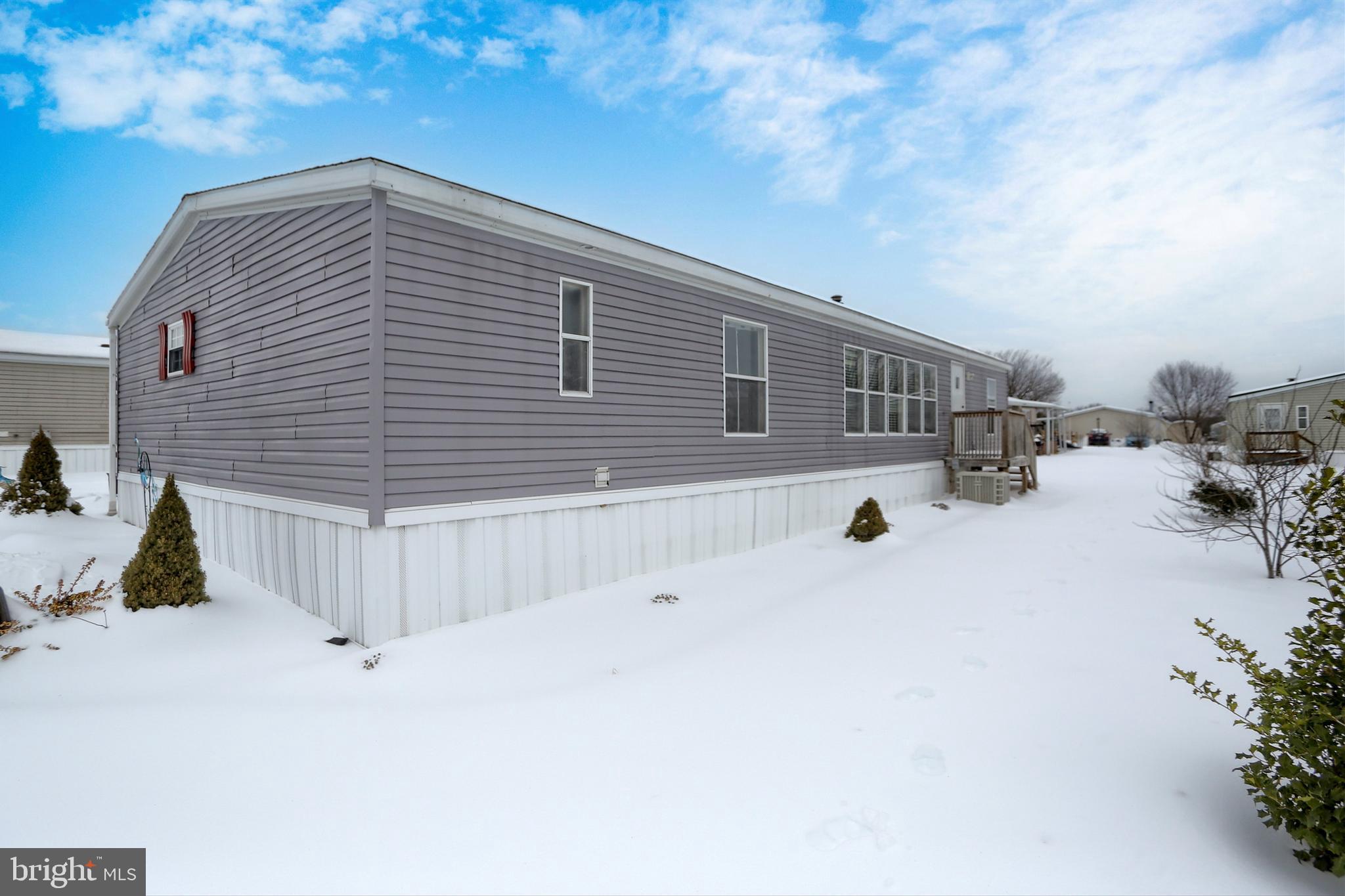 WALNUT GROVE MOBILE HOME PARK - Residential