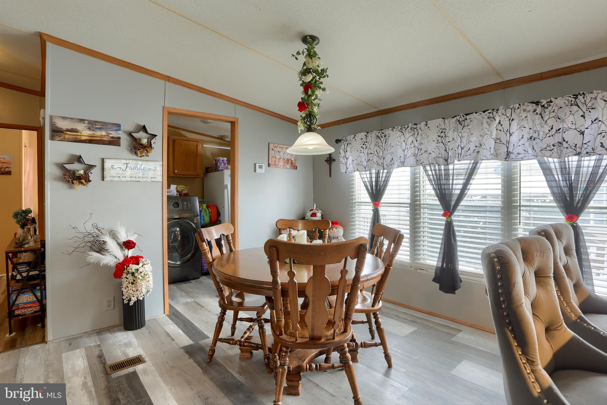 WALNUT GROVE MOBILE HOME PARK - Residential