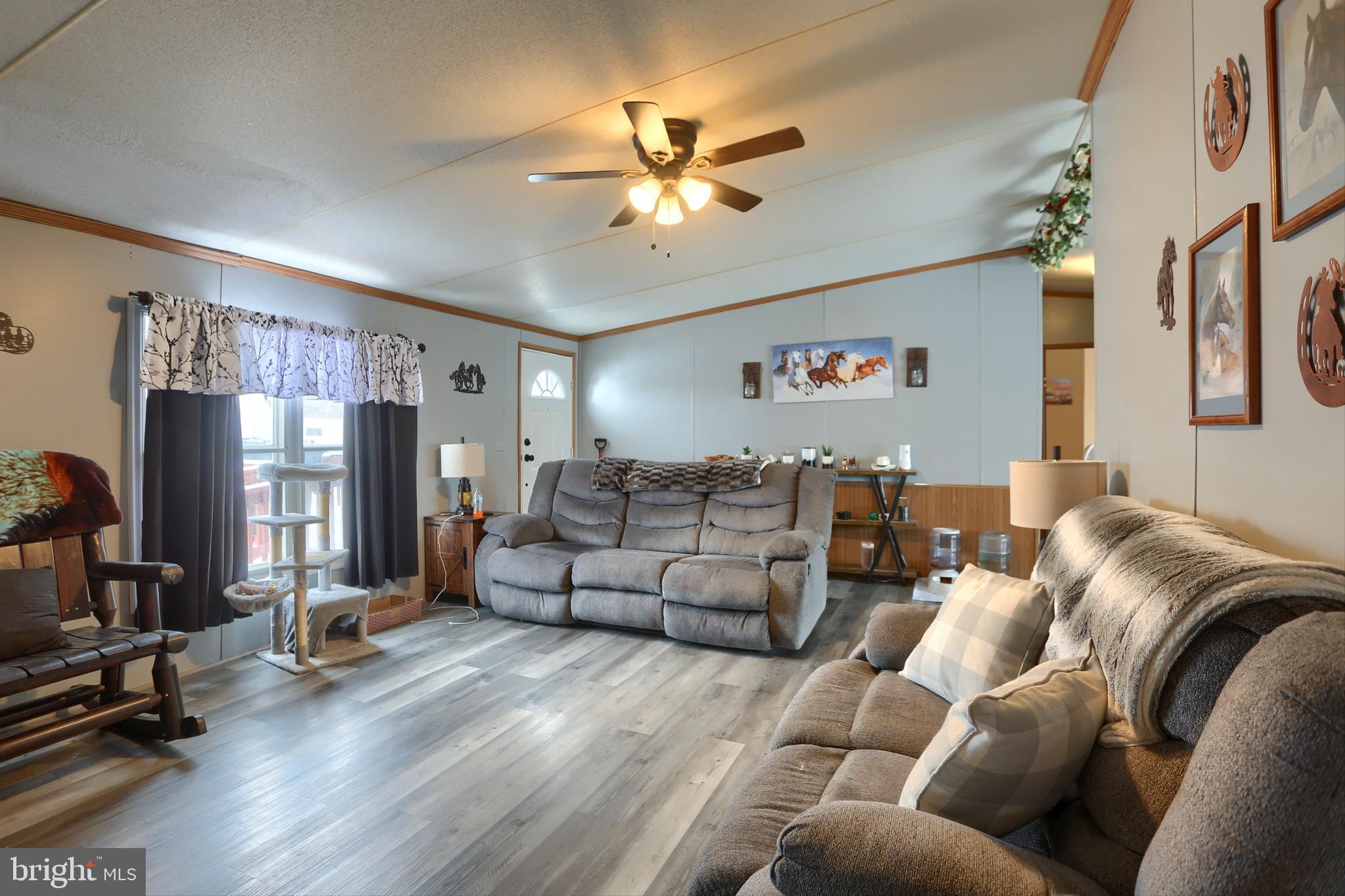 WALNUT GROVE MOBILE HOME PARK - Residential