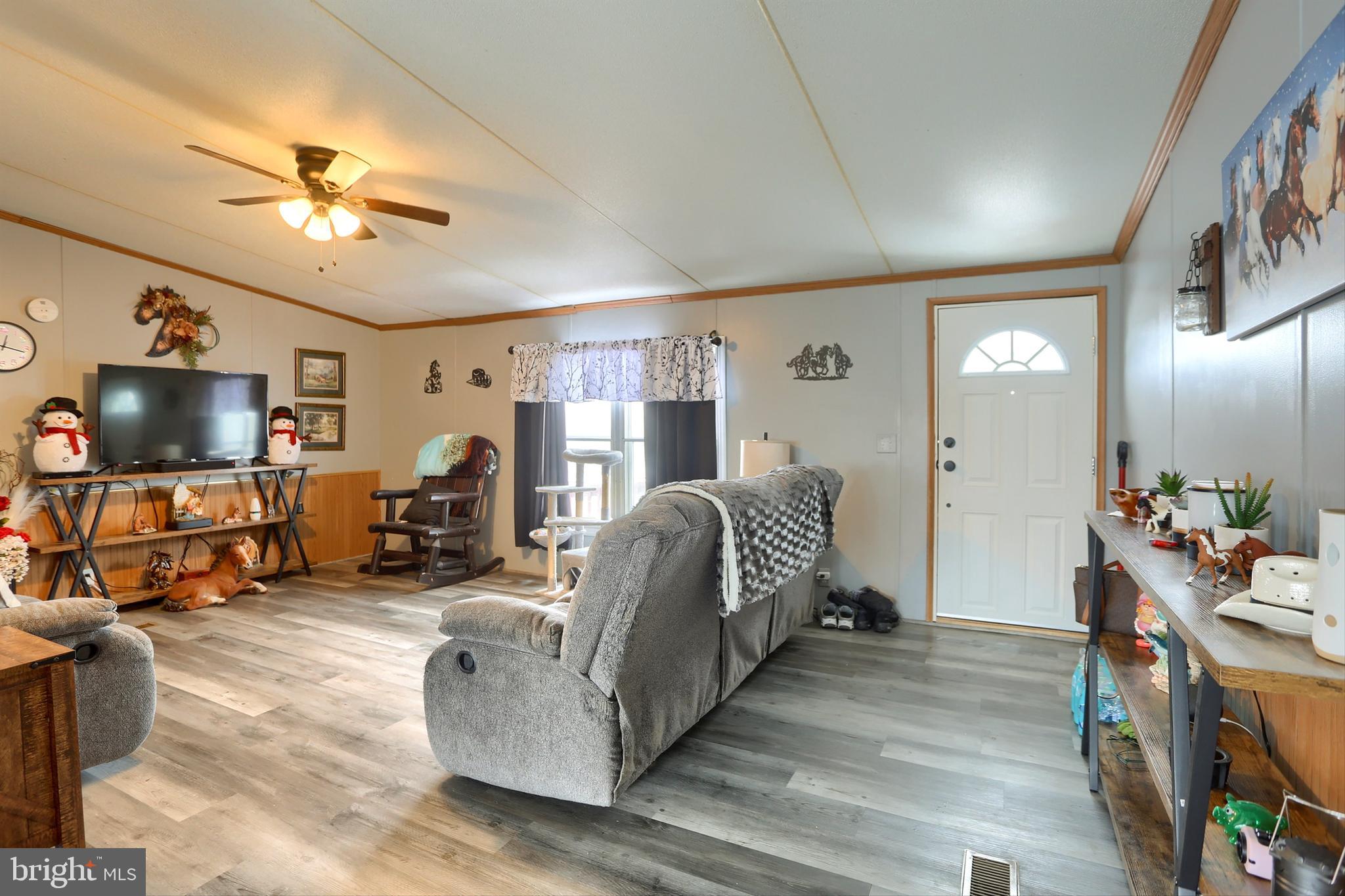 WALNUT GROVE MOBILE HOME PARK - Residential