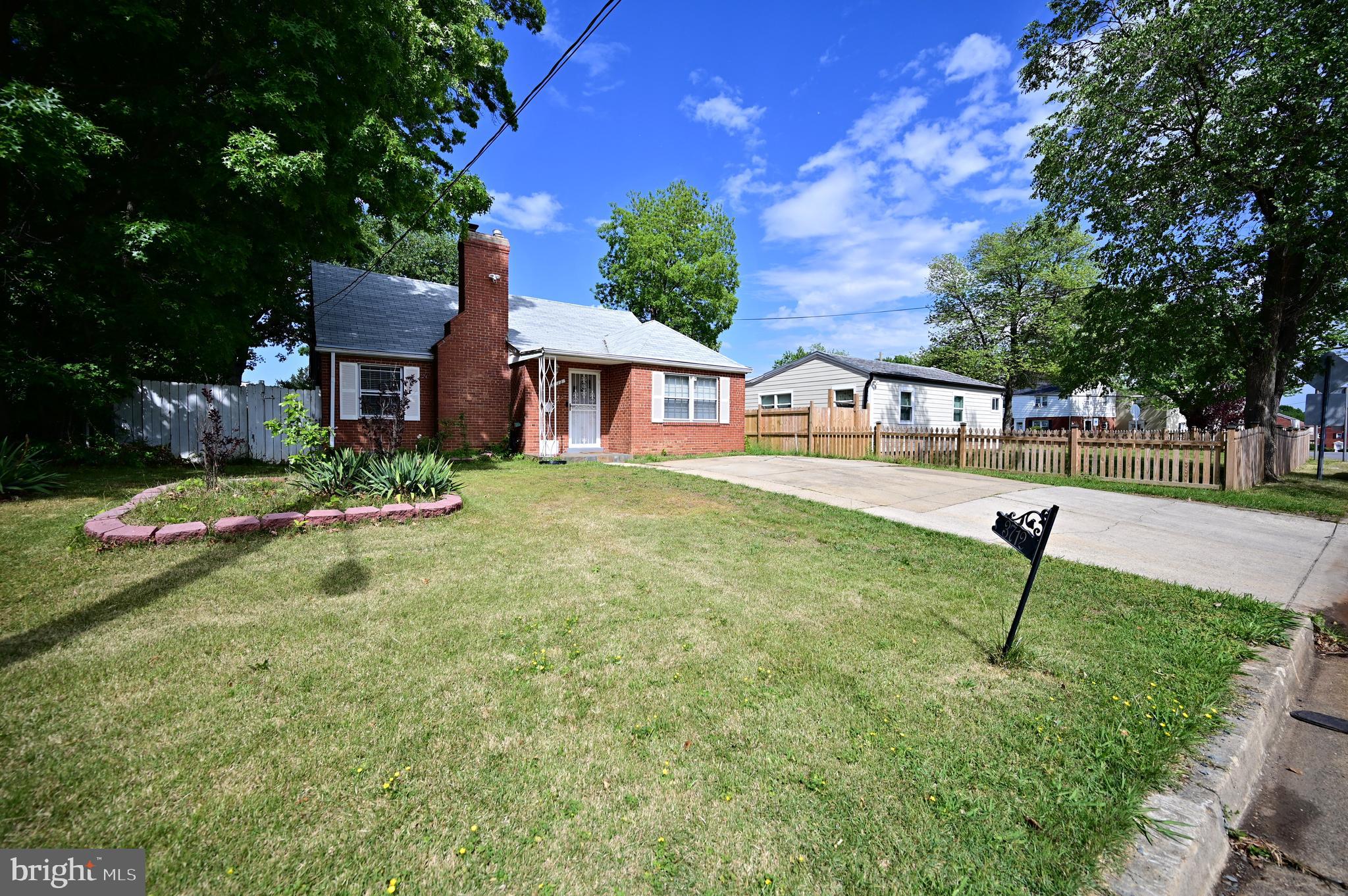 HILLCREST HEIGHTS - Residential