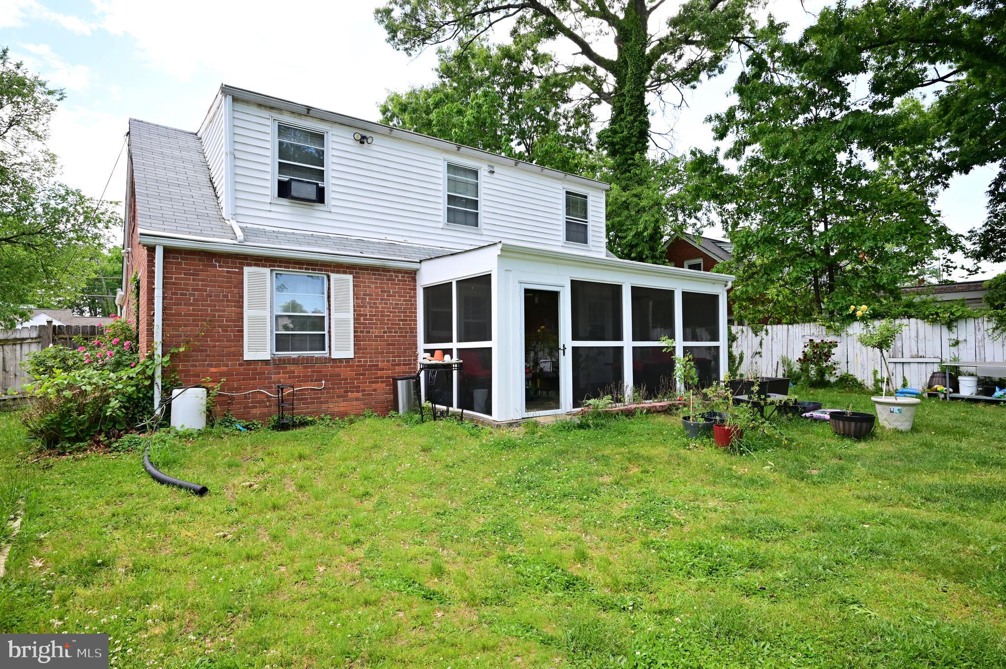 HILLCREST HEIGHTS - Residential