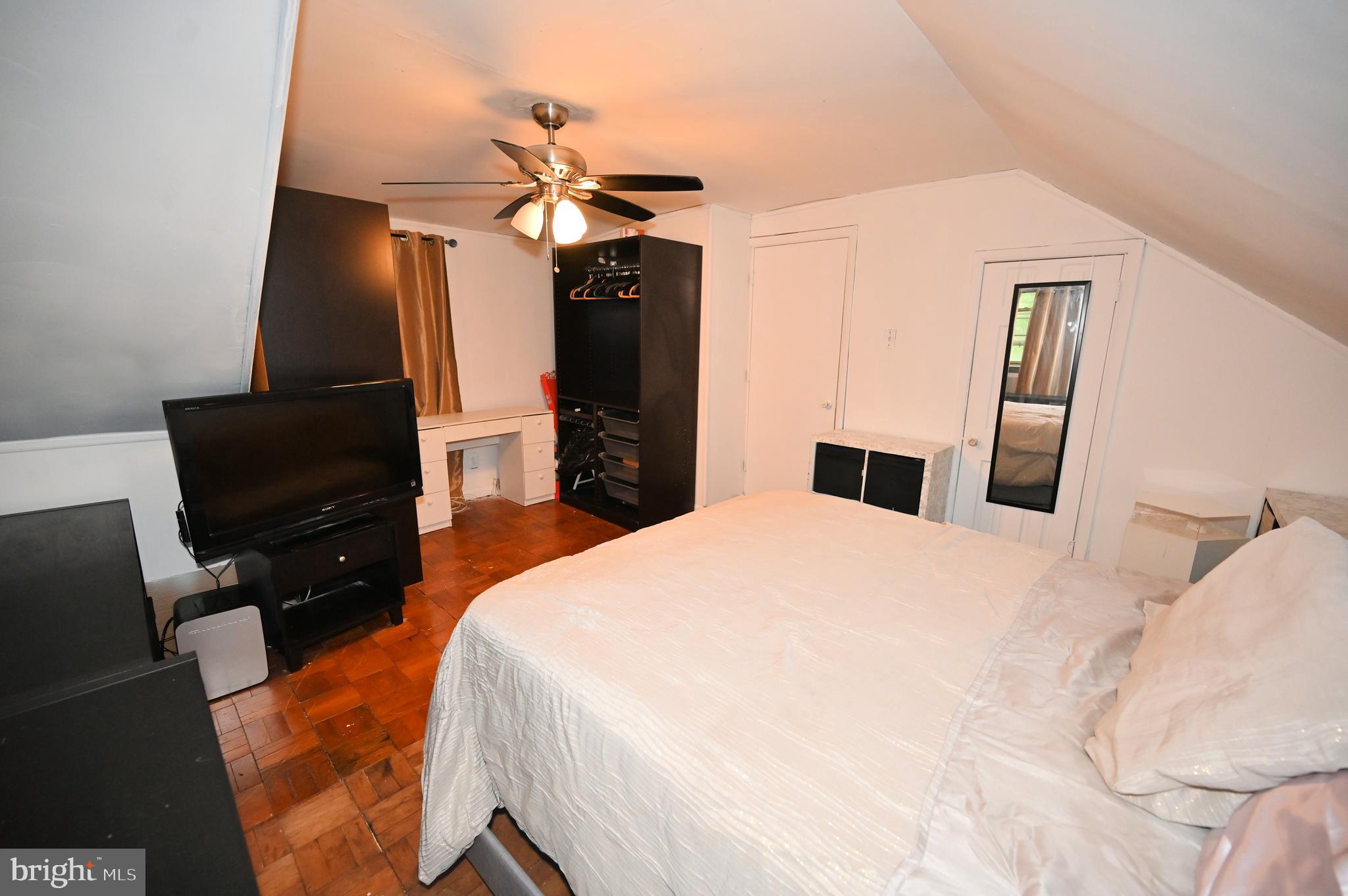 HILLCREST HEIGHTS - Residential