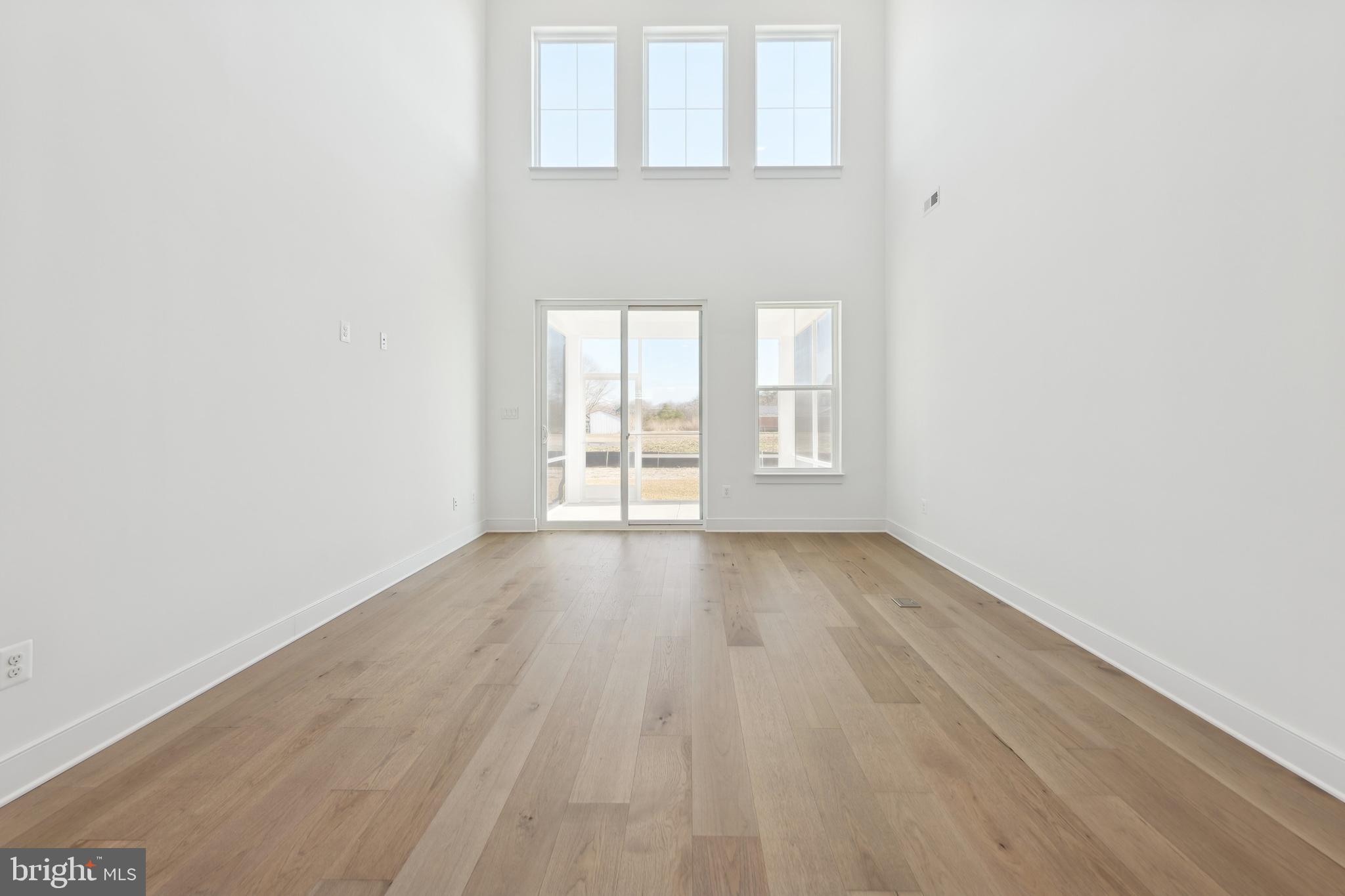 BAY KNOLLS - Residential