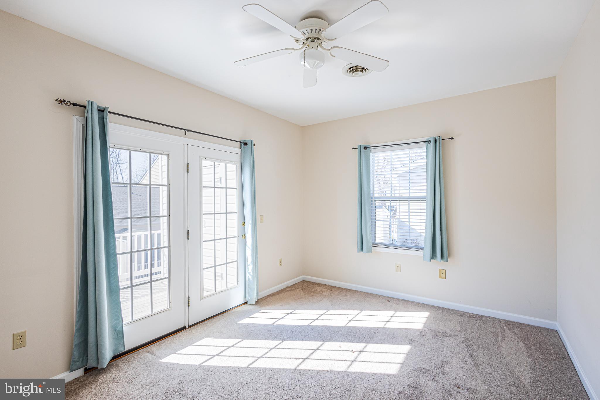 WAYLANDS - Residential