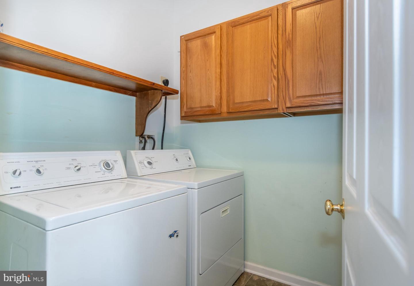 WAYLANDS - Residential