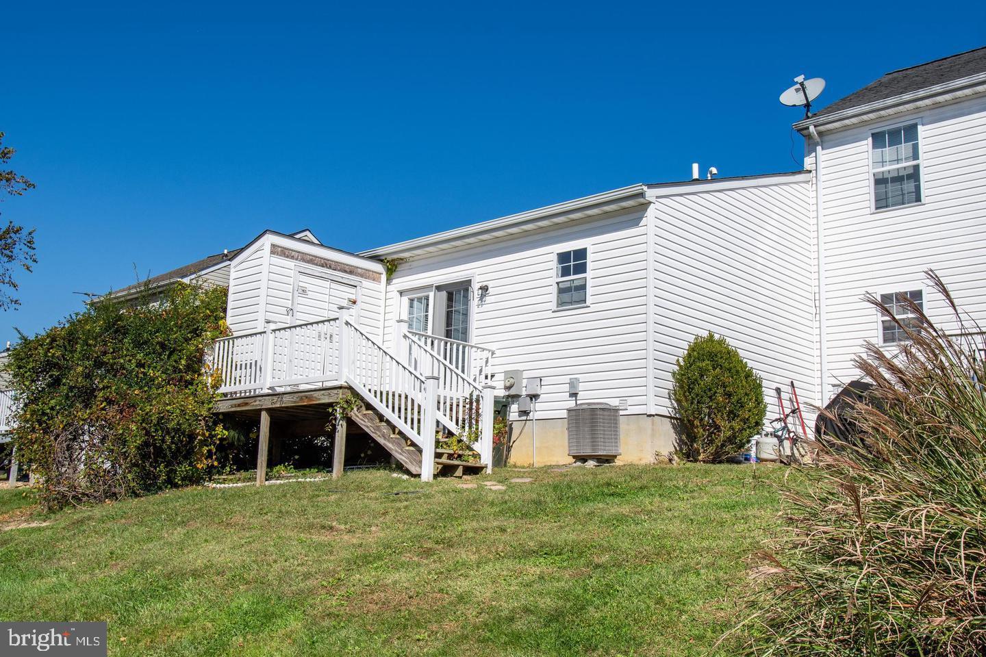 WAYLANDS - Residential