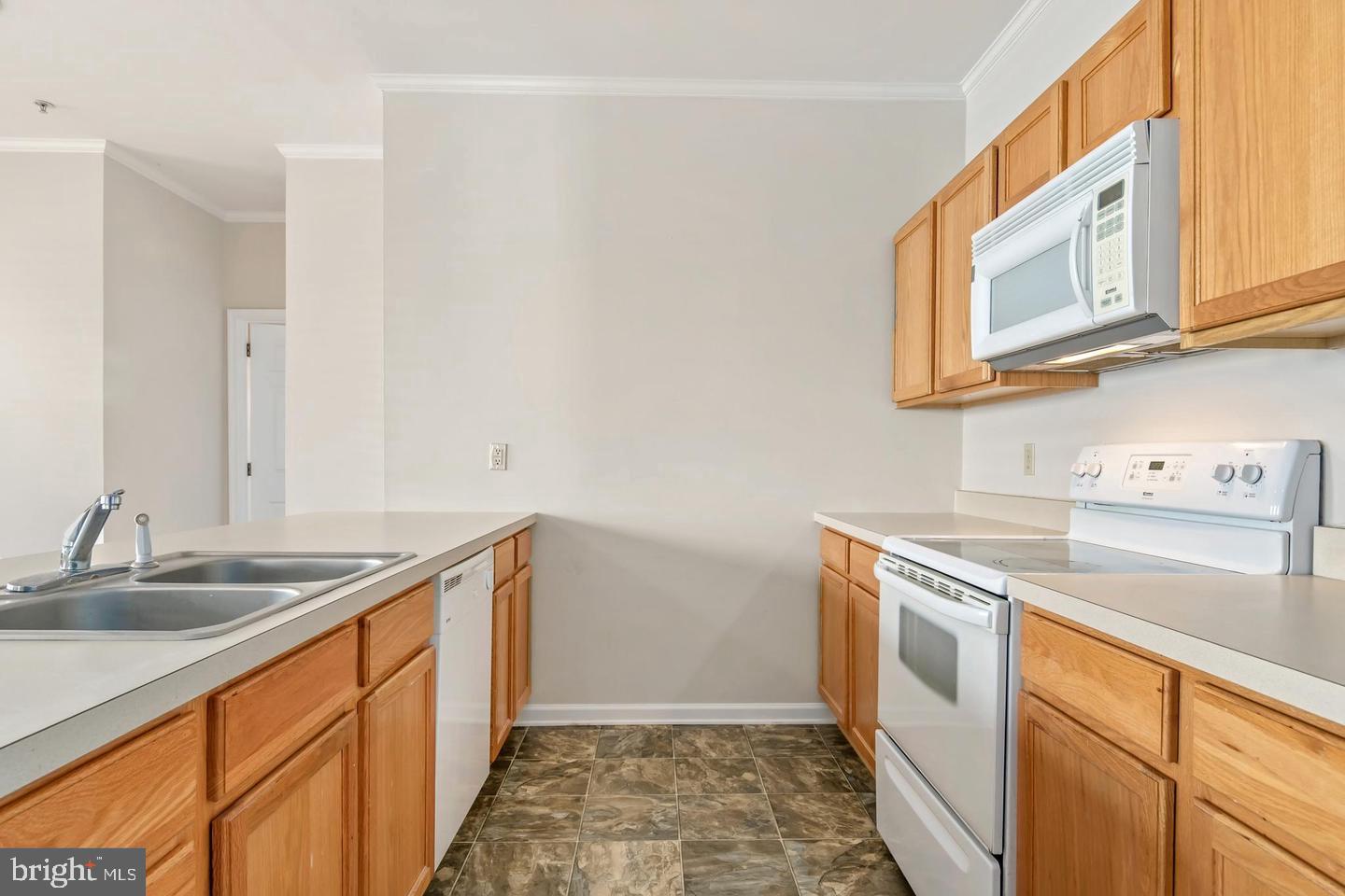 WAYLANDS - Residential