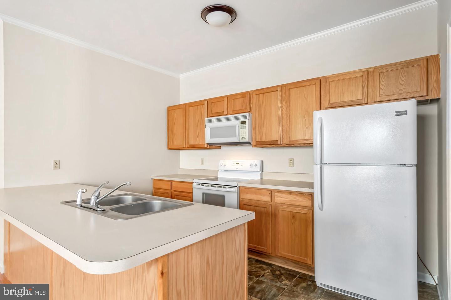 WAYLANDS - Residential