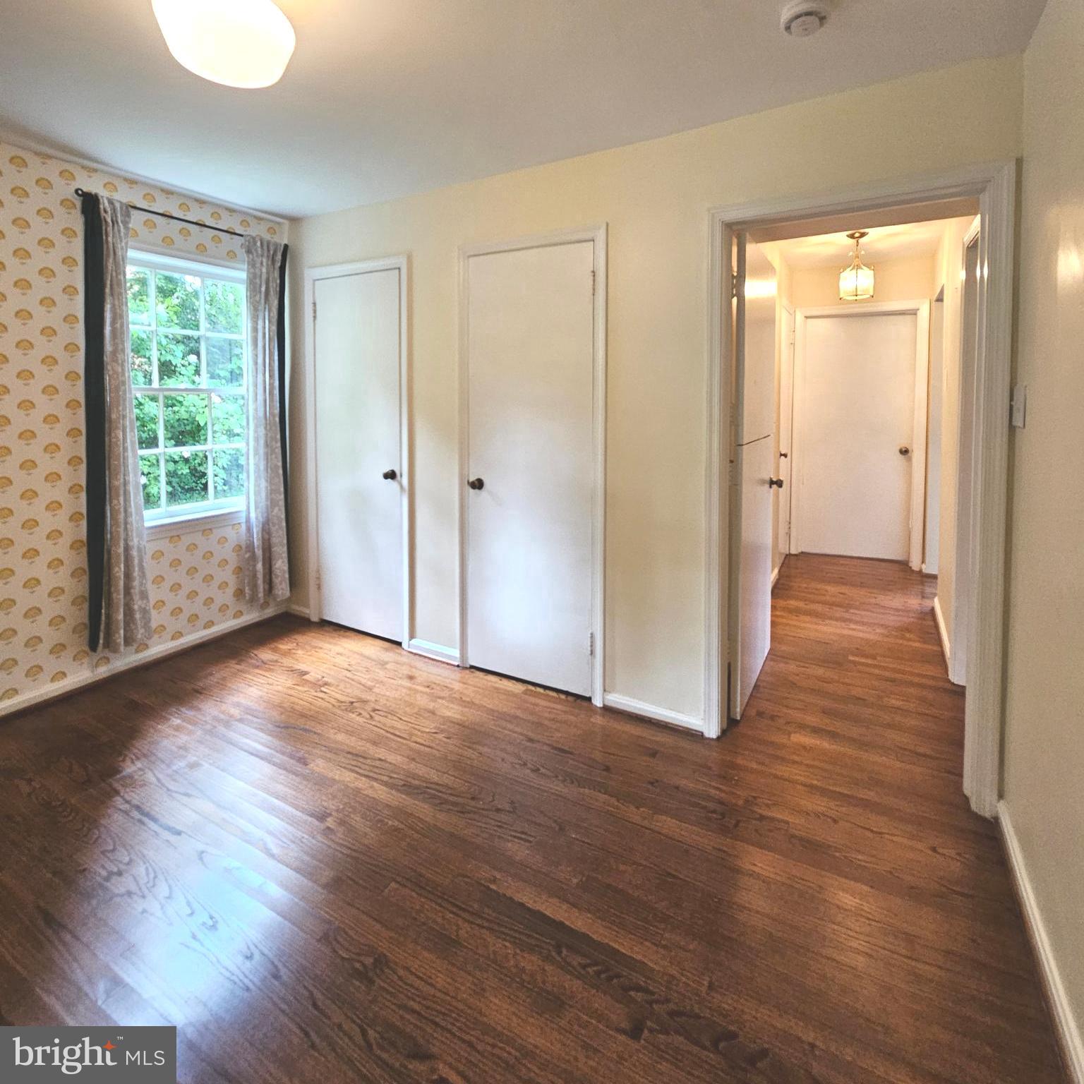 SLEEPY HOLLOW - Residential Lease