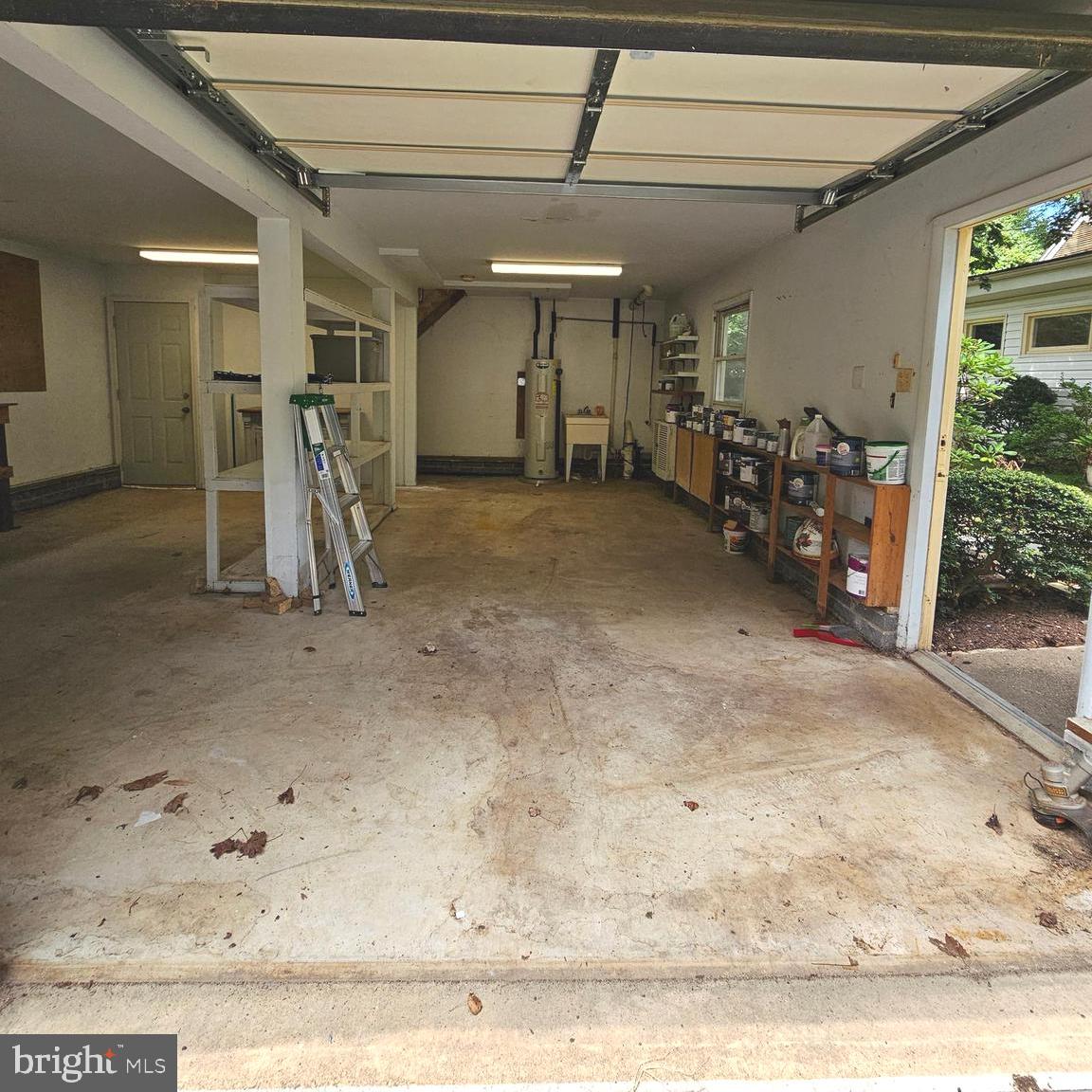 SLEEPY HOLLOW - Residential Lease