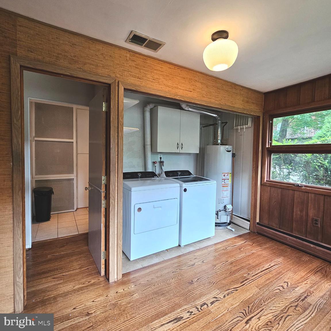 SLEEPY HOLLOW - Residential Lease