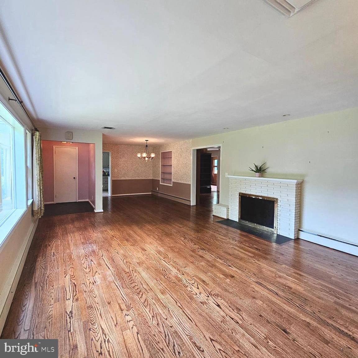 SLEEPY HOLLOW - Residential Lease