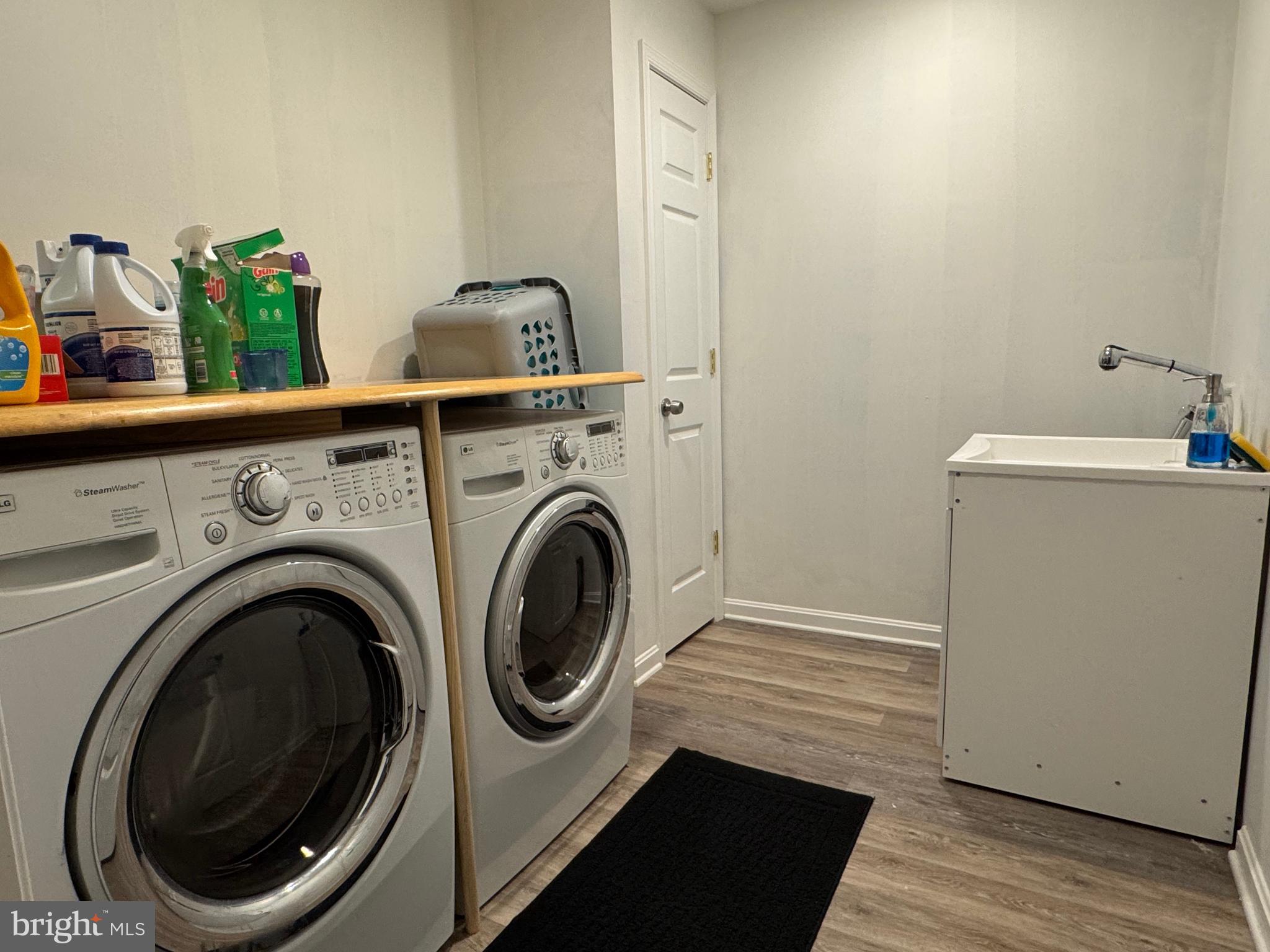 BEACON POINT - Residential