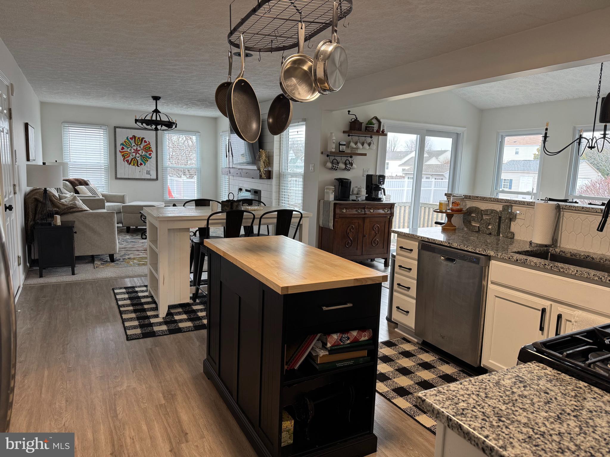 BEACON POINT - Residential