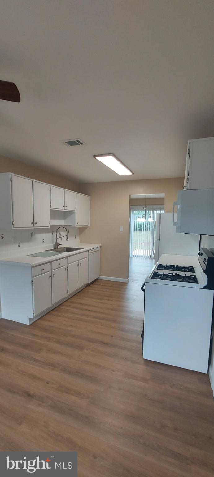 WESTERLY - Residential Lease