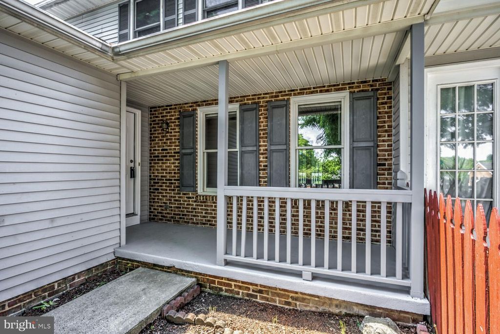 Photo of 9 Townsend Court, Lancaster, PA 17603 (MLS # PALA2050958)