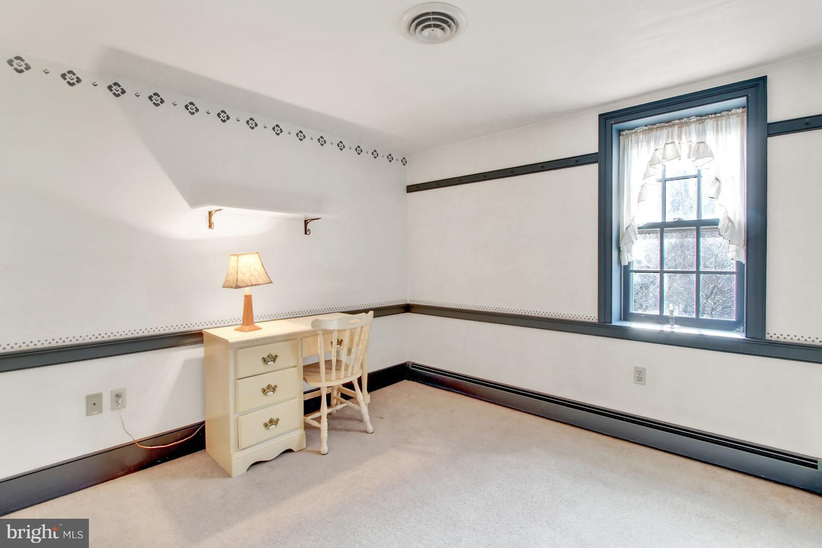 GLENVILLE - Residential