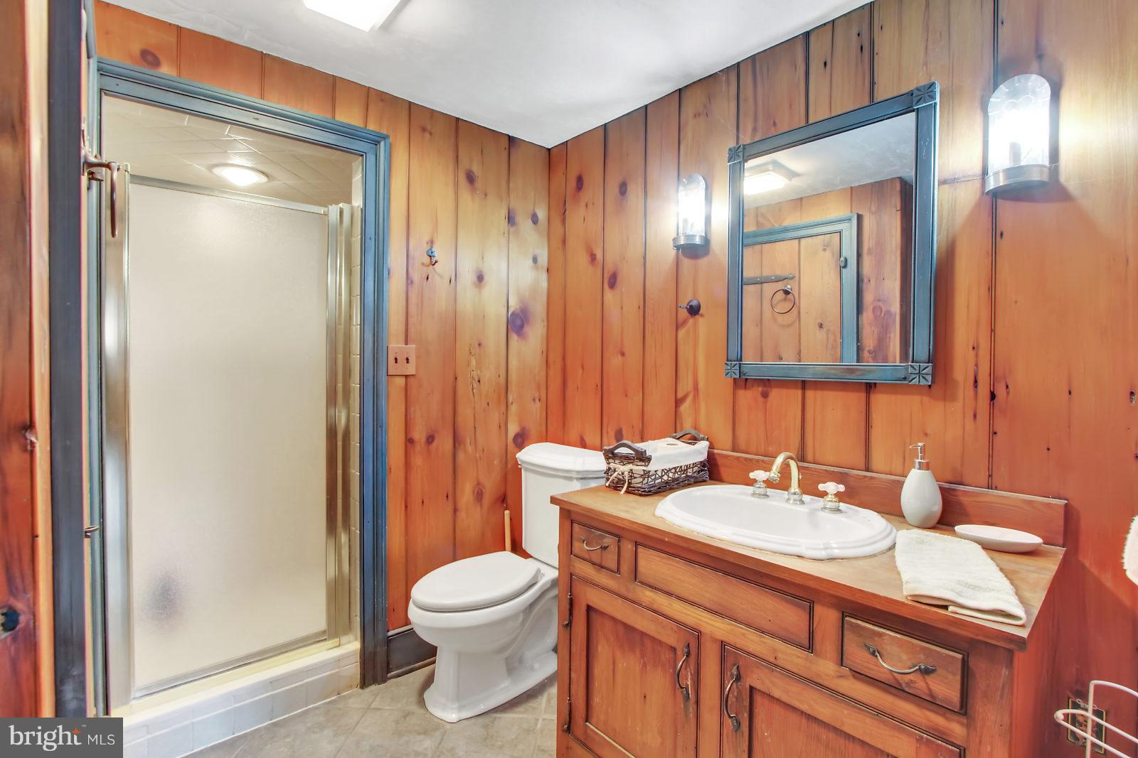 GLENVILLE - Residential