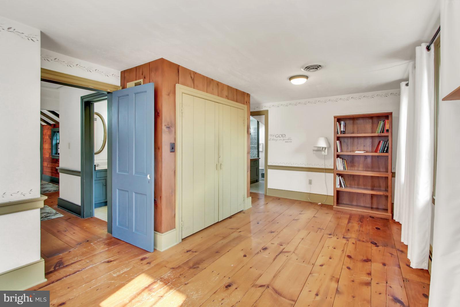 GLENVILLE - Residential