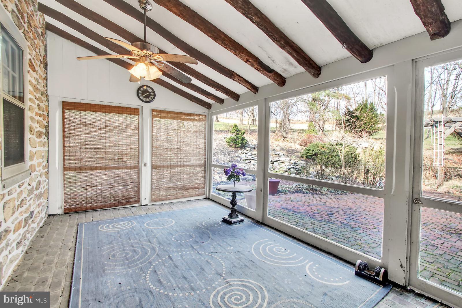 GLENVILLE - Residential