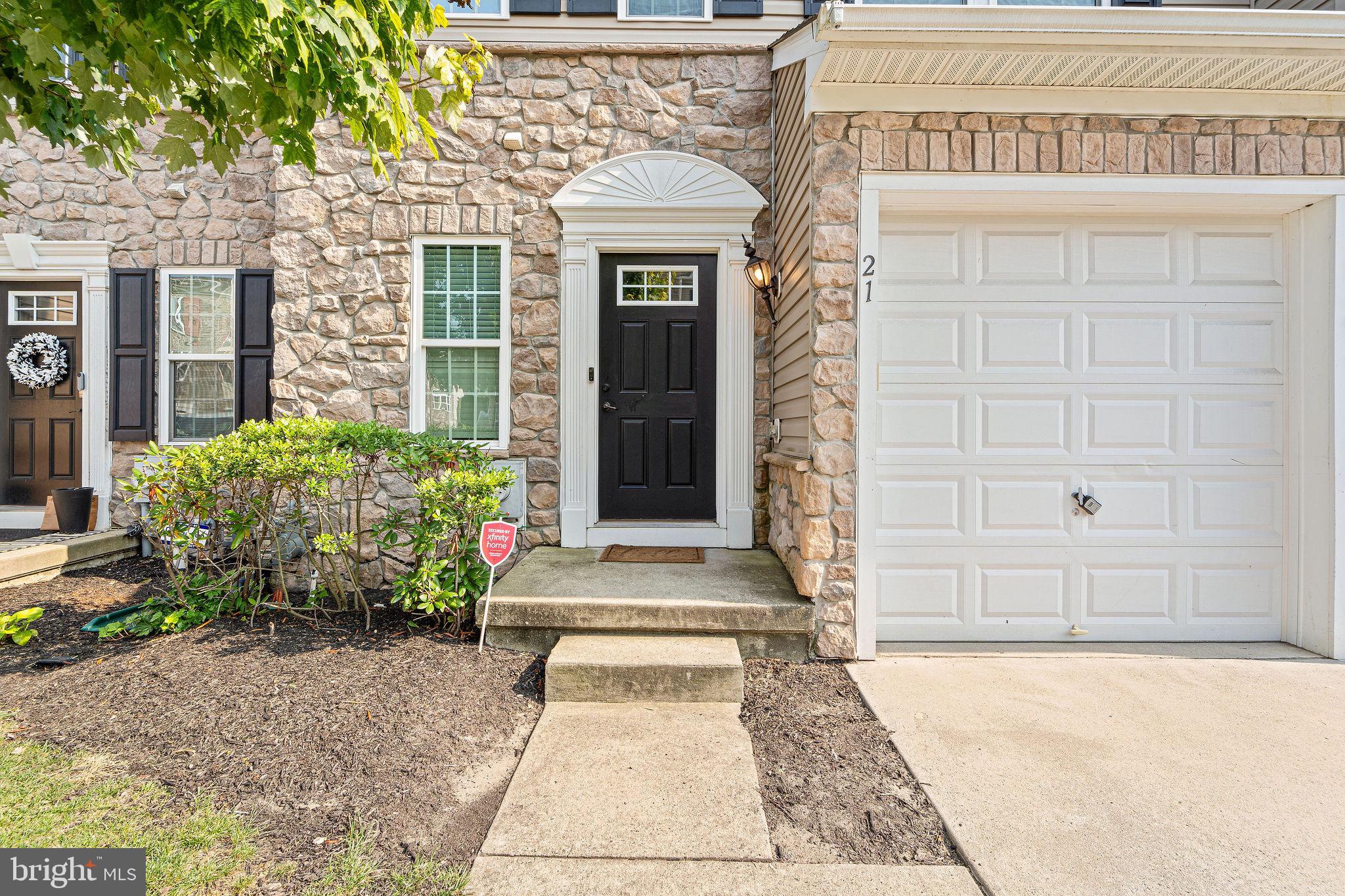 21 FRANKLIN CIRCLE