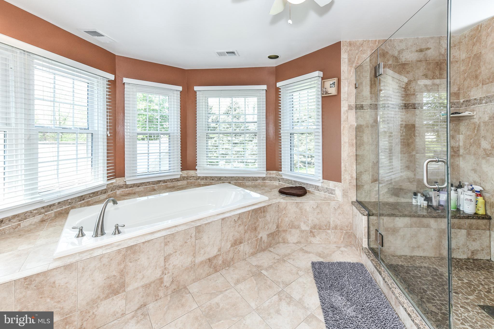 GRAND HAMPTONS - Residential Lease