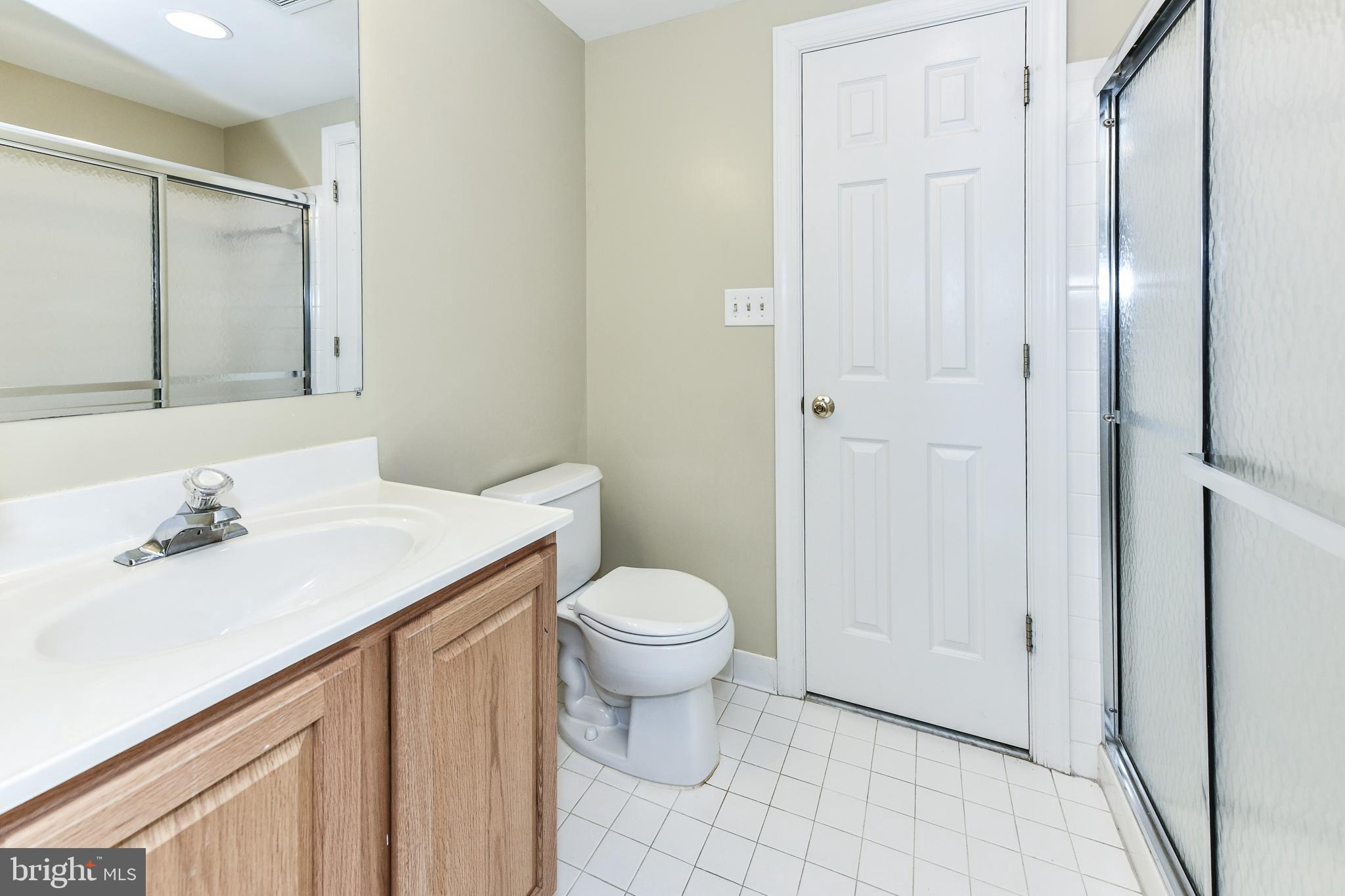 GRAND HAMPTONS - Residential Lease