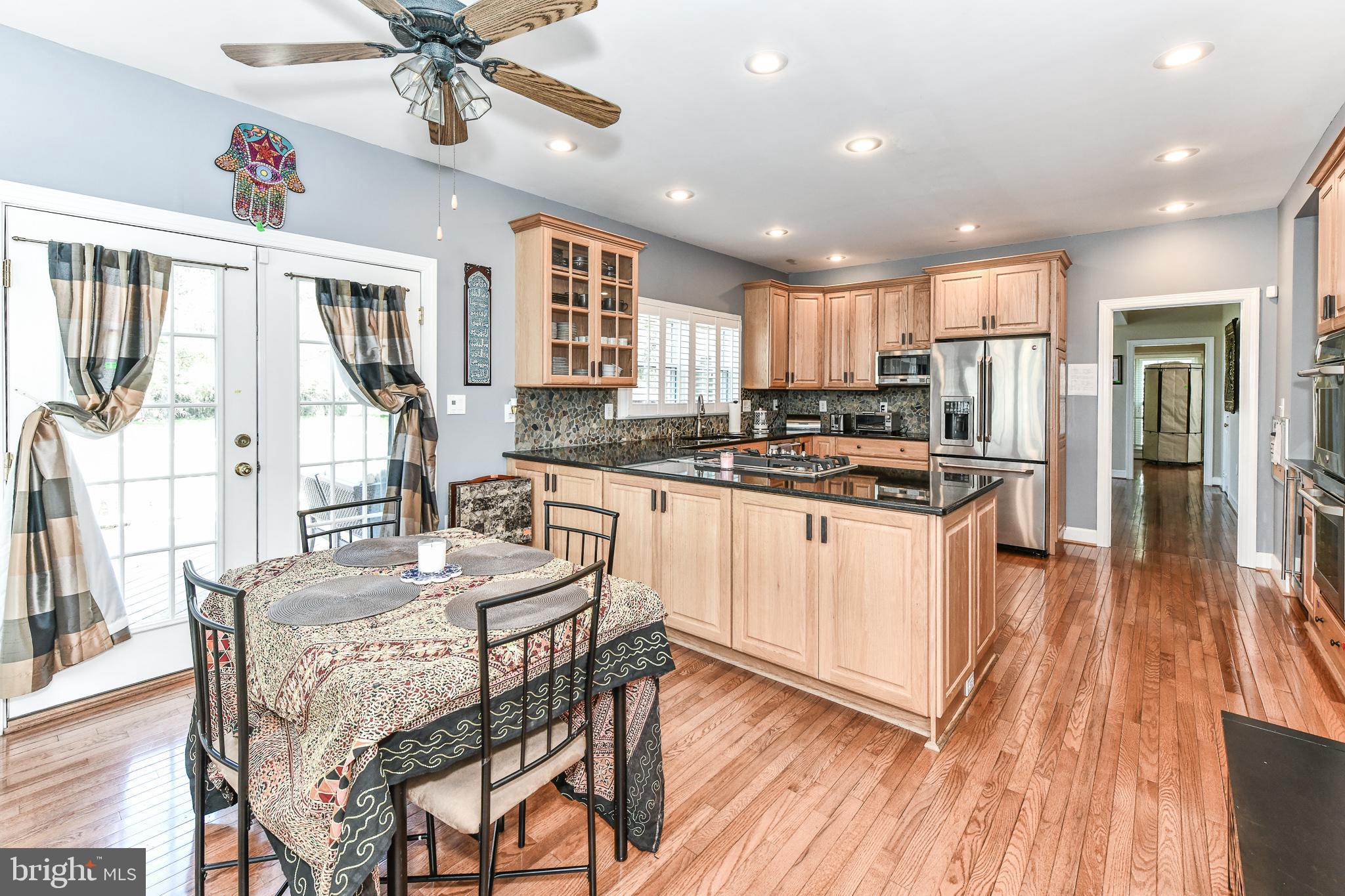 GRAND HAMPTONS - Residential Lease