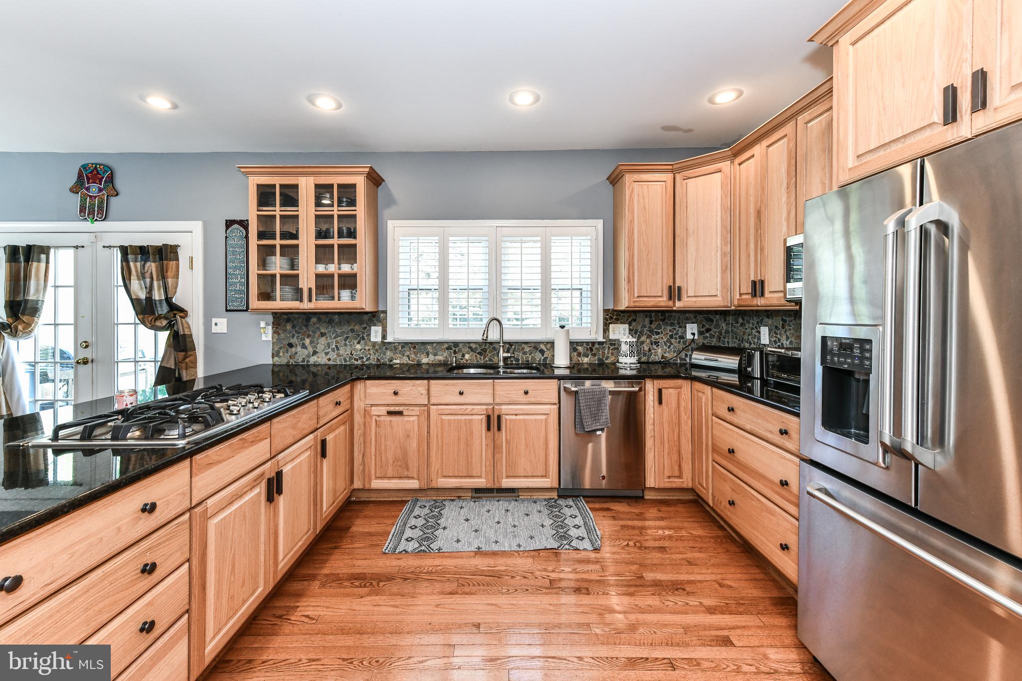 GRAND HAMPTONS - Residential Lease