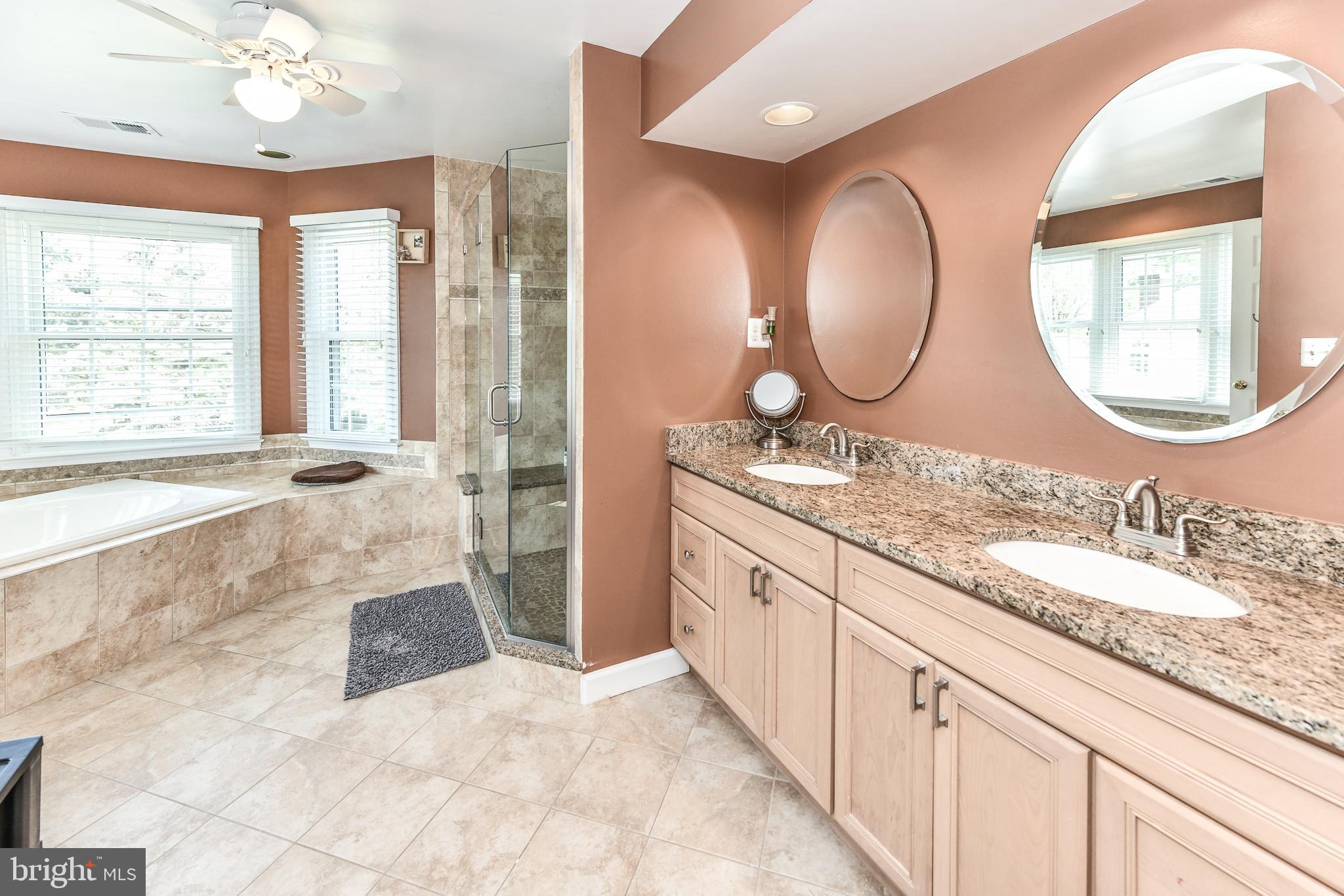 GRAND HAMPTONS - Residential Lease