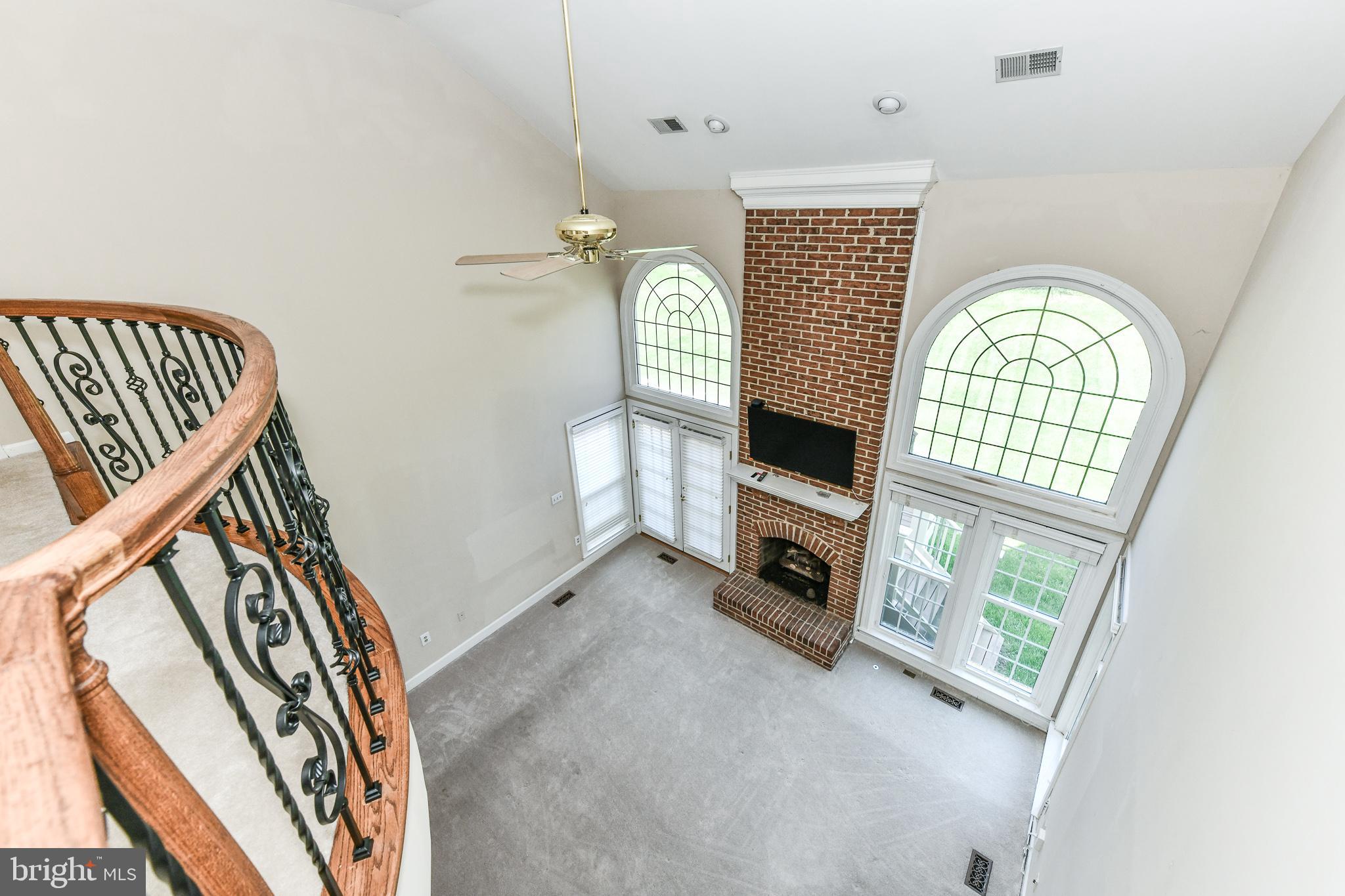 GRAND HAMPTONS - Residential Lease