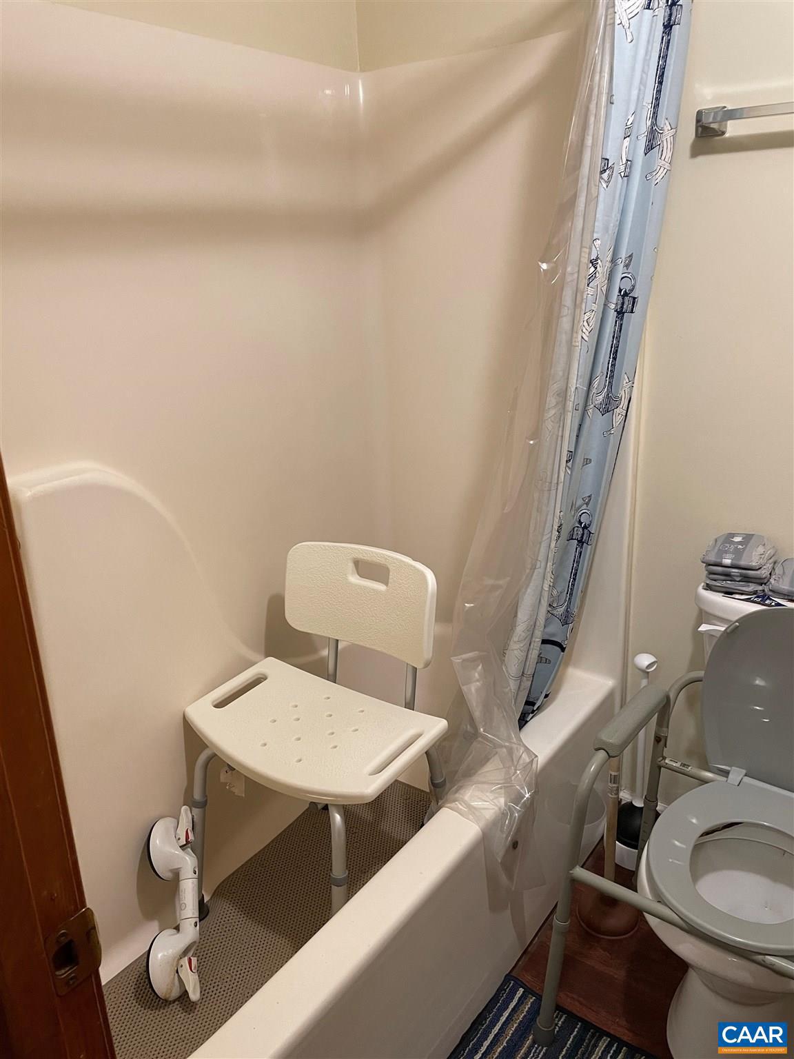 HUNTLEY HALL - Residential Income