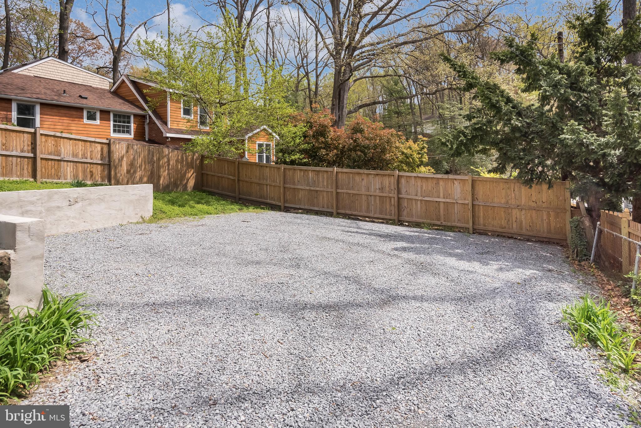 ROUND BAY - Residential