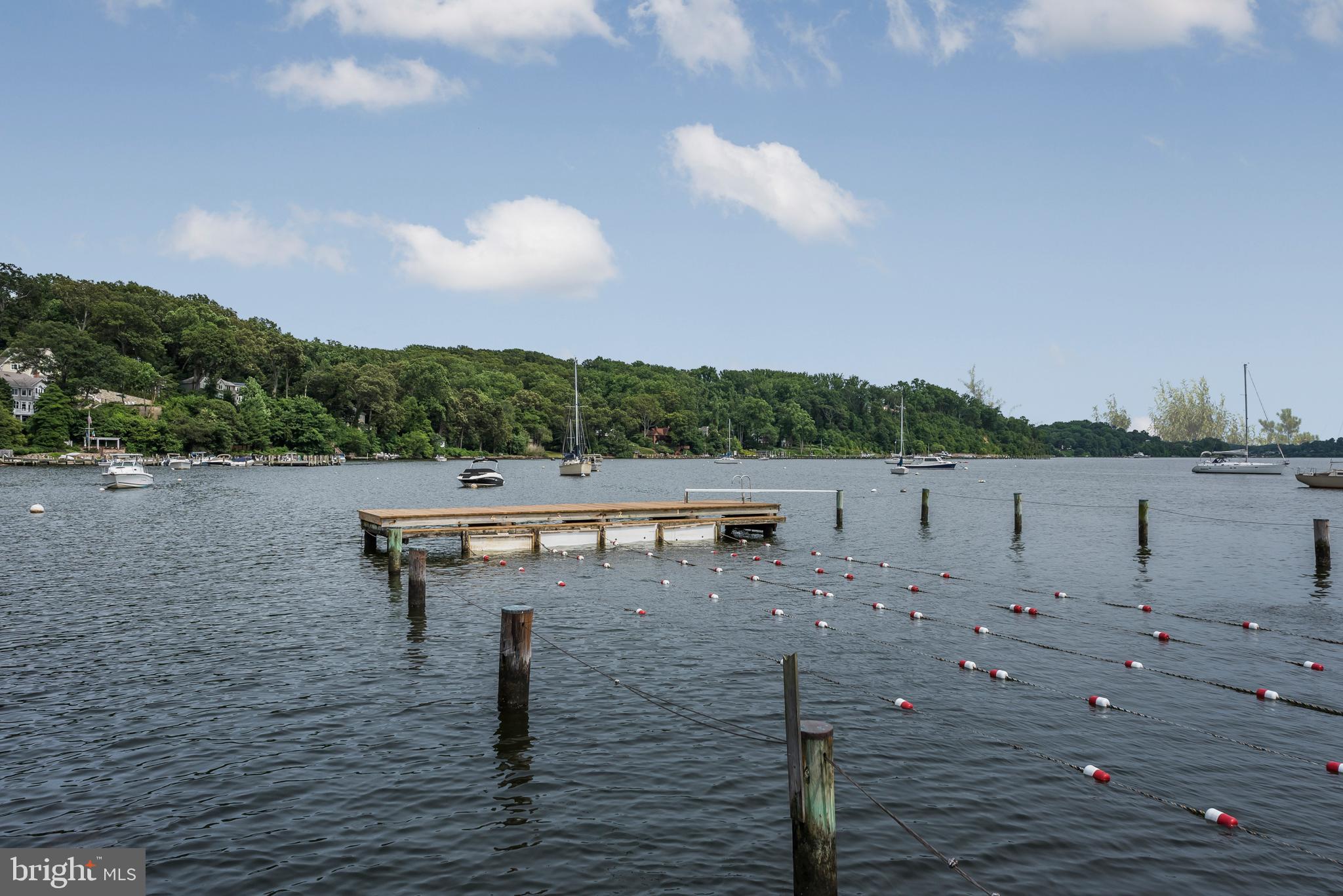 ROUND BAY - Residential