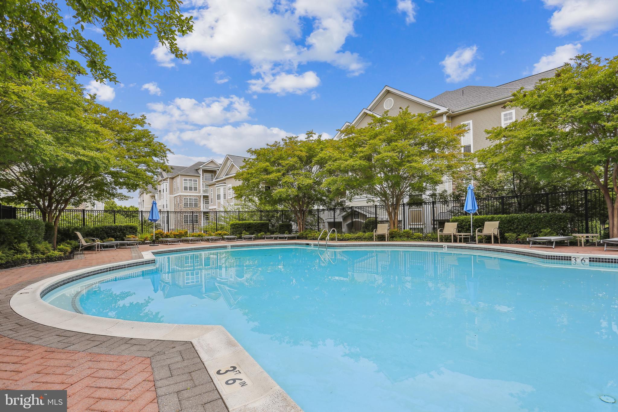 STRATFORD CLUB - Residential