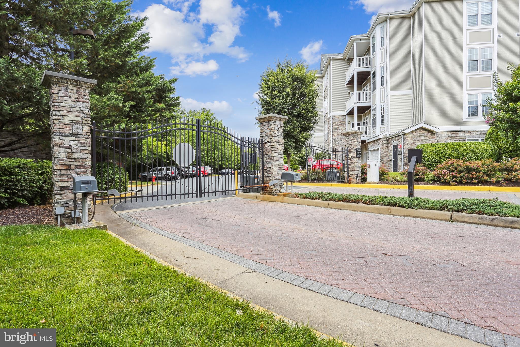 STRATFORD CLUB - Residential