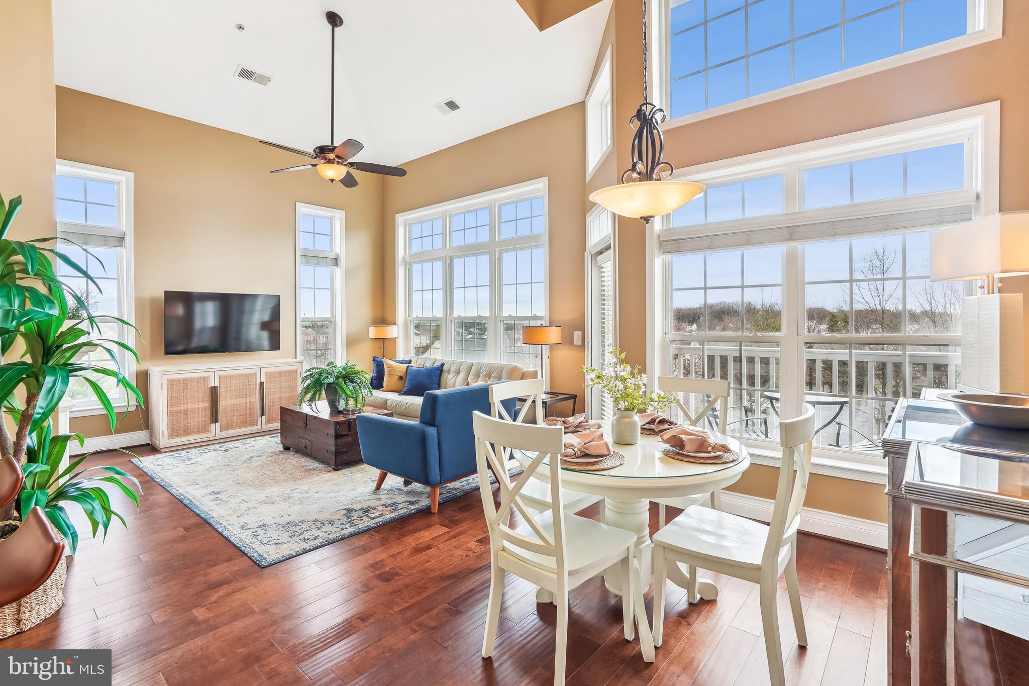 STRATFORD CLUB - Residential